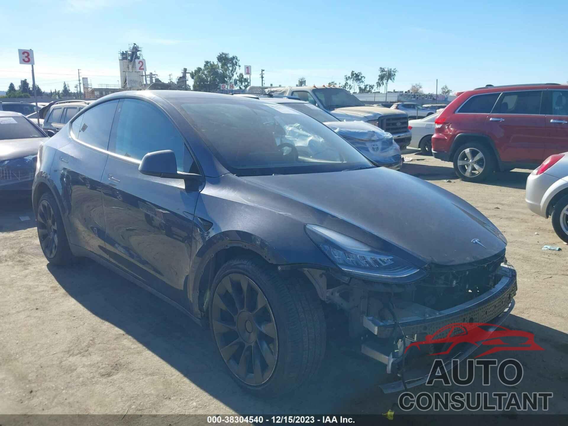 TESLA MODEL Y 2021 - 5YJYGAEE1MF278535