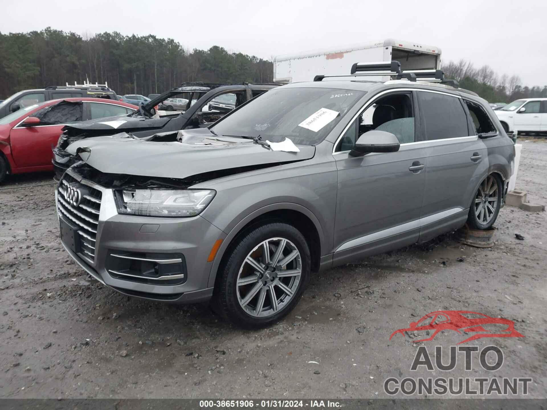 AUDI Q7 2017 - WA1LAAF70HD037813