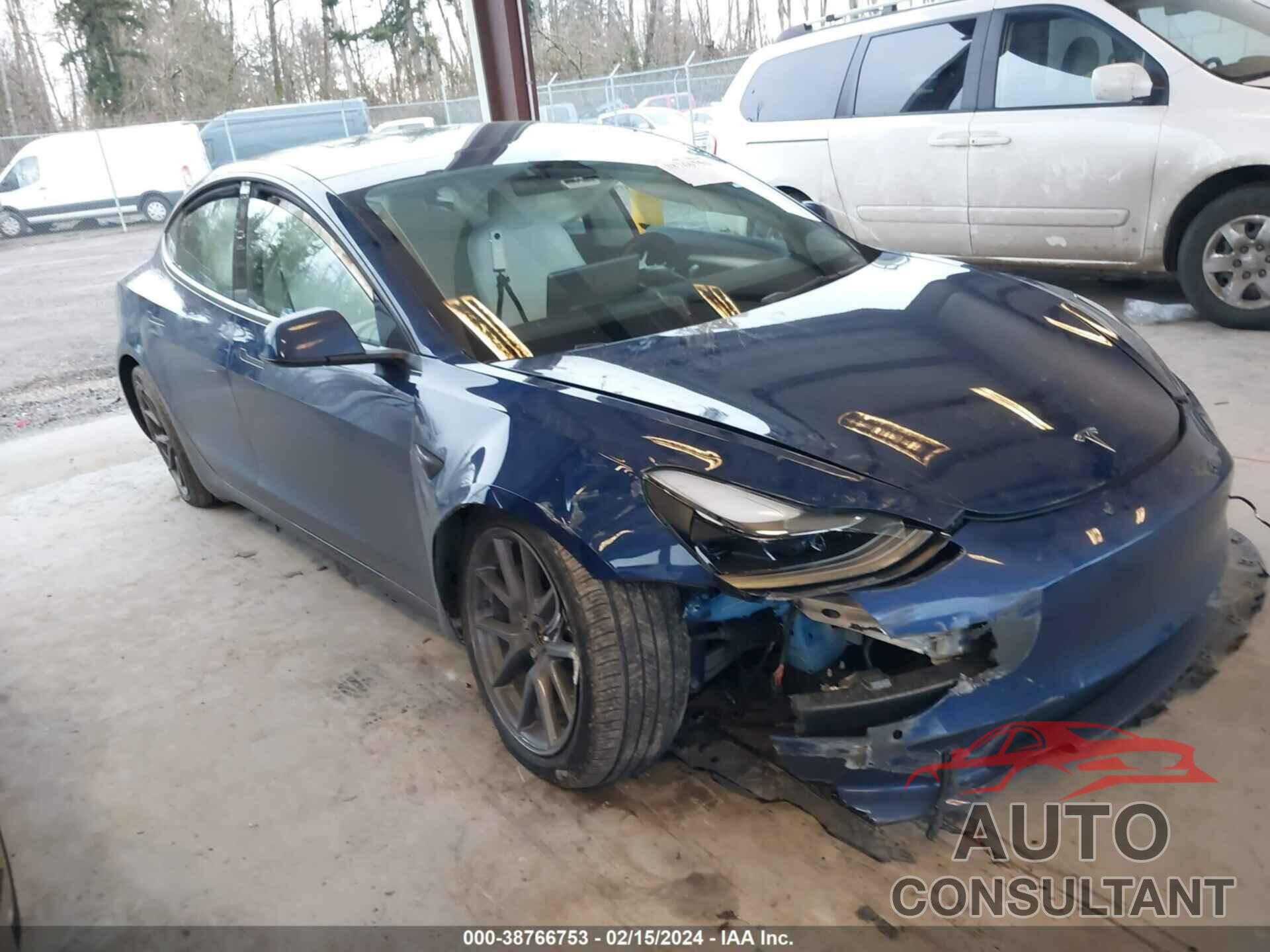 TESLA MODEL 3 2022 - 5YJ3E1EBXNF233133