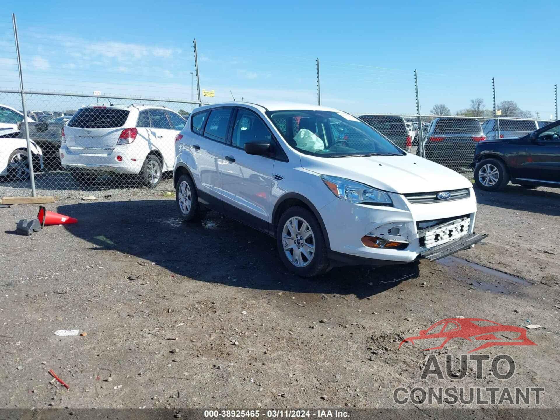 FORD ESCAPE 2016 - 1FMCU0F73GUC51342