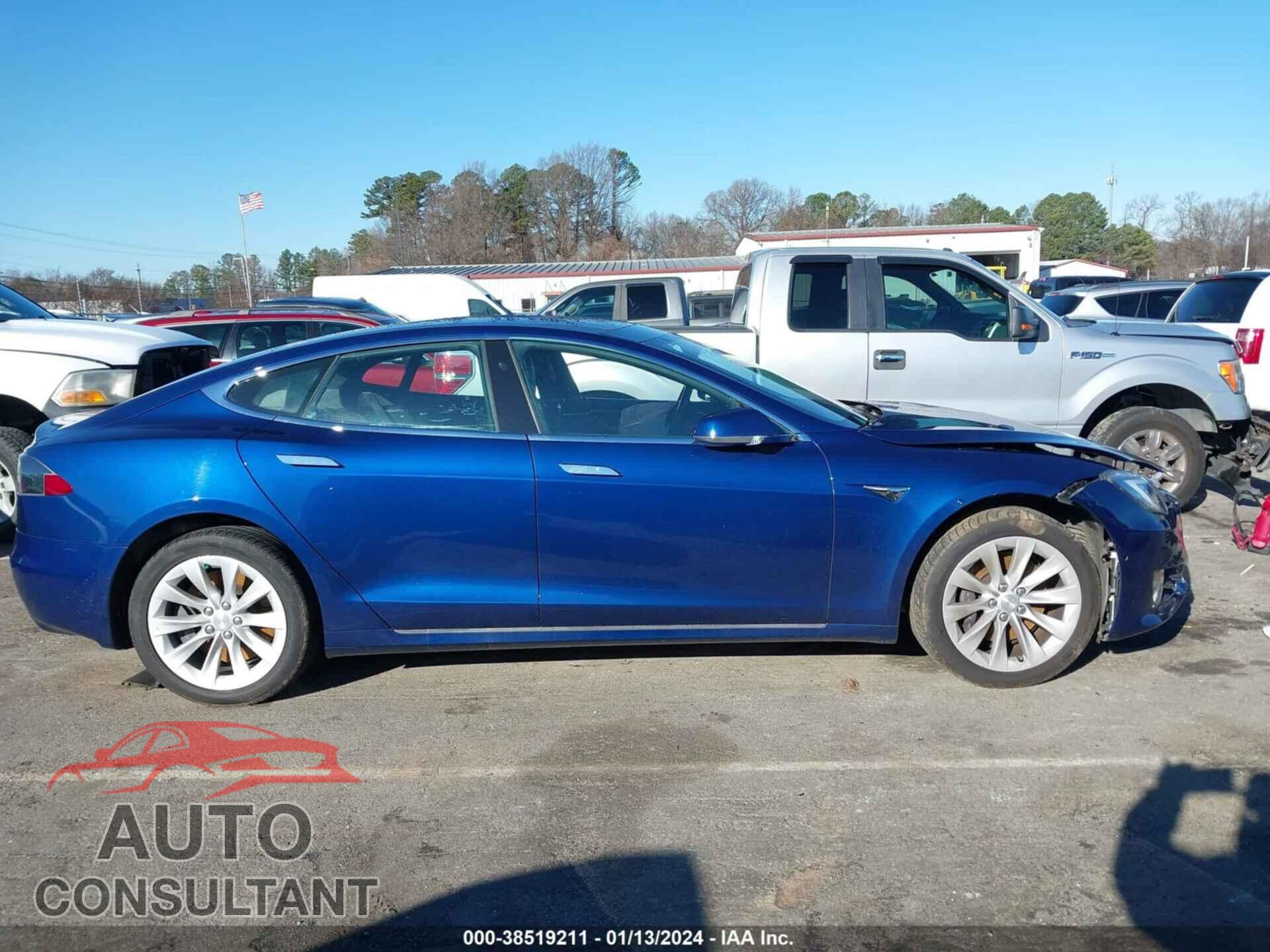 TESLA MODEL S 2017 - 5YJSA1E15HF213911