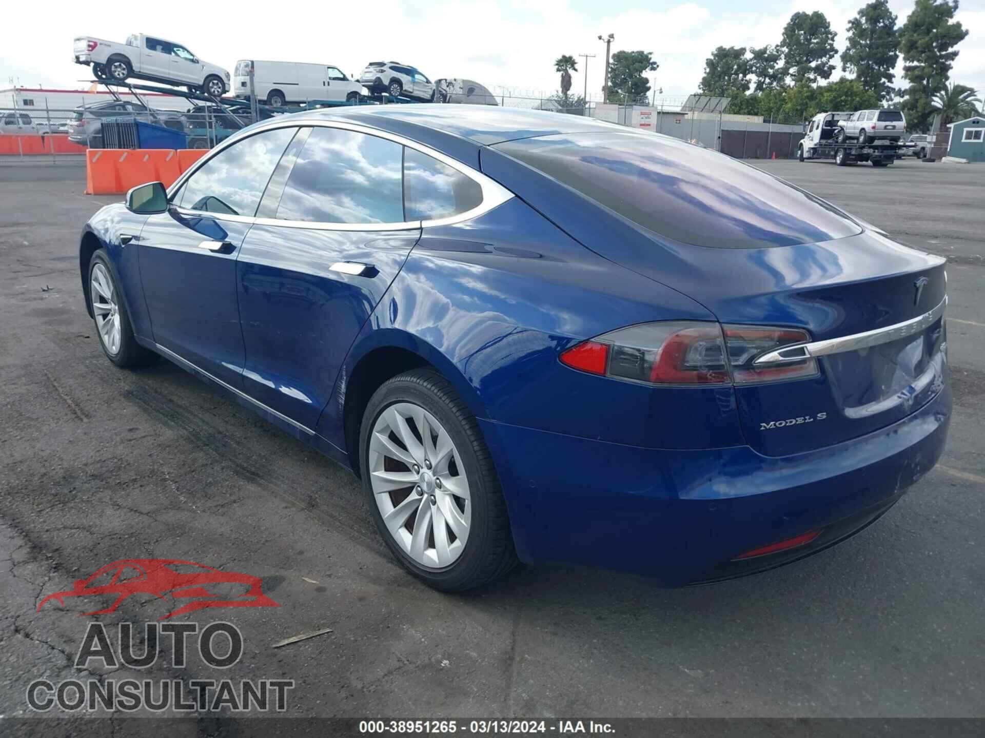 TESLA MODEL S 2018 - 5YJSA1E21JF289768