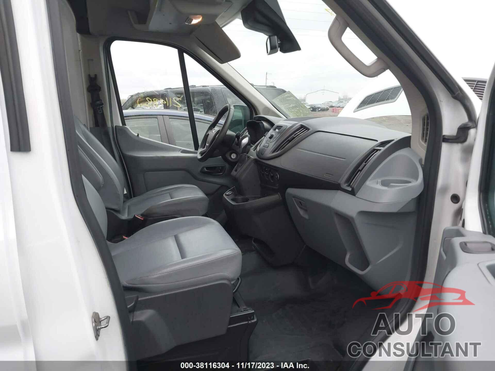 FORD TRANSIT-250 2018 - 1FTYR2CM5JKB14083