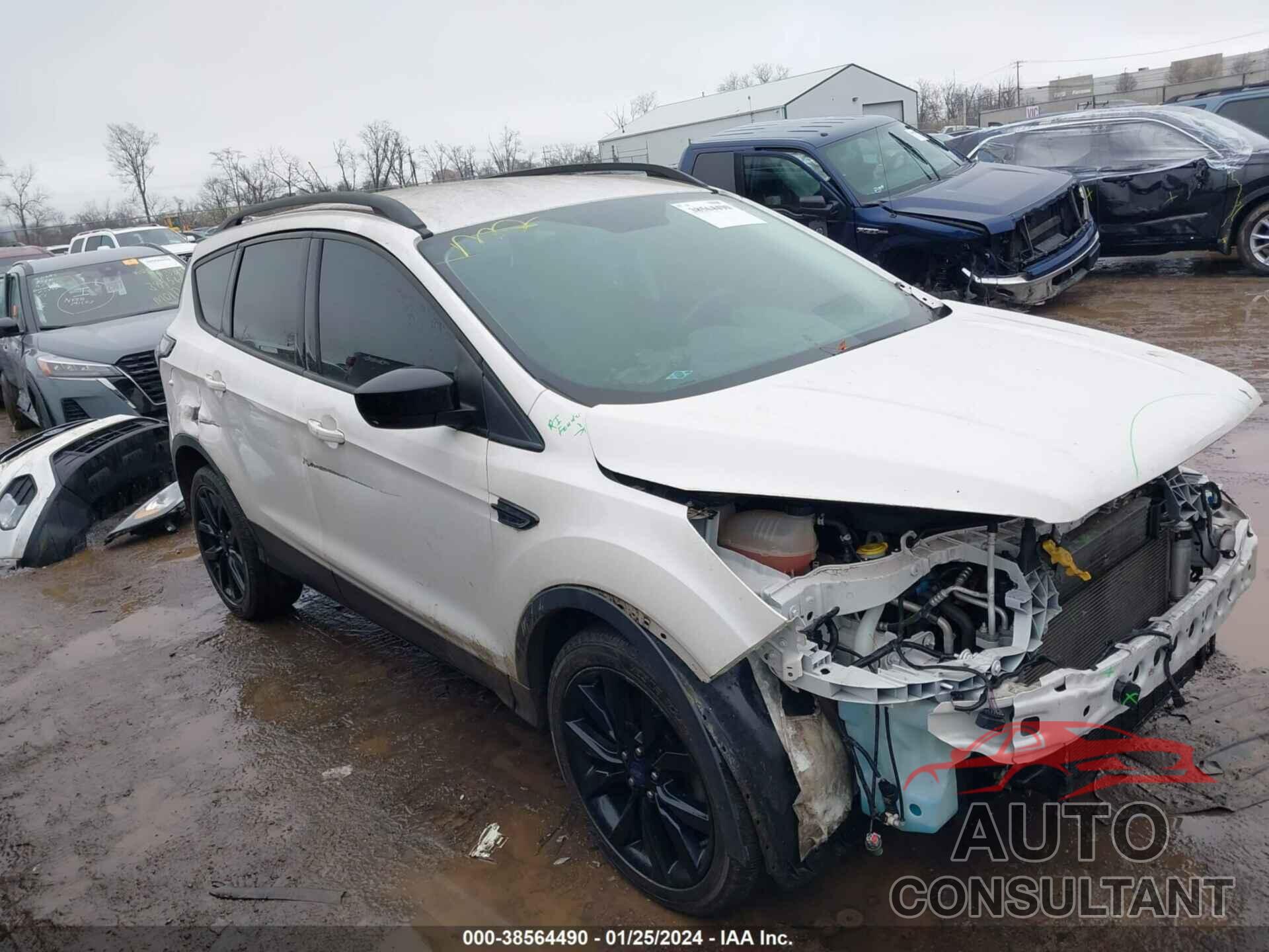 FORD ESCAPE 2018 - 1FMCU0GD6JUC02423