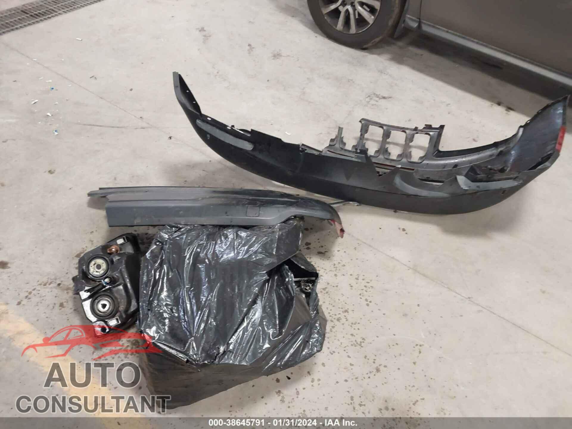 JEEP COMPASS 2017 - 1C4NJCEA5HD137543