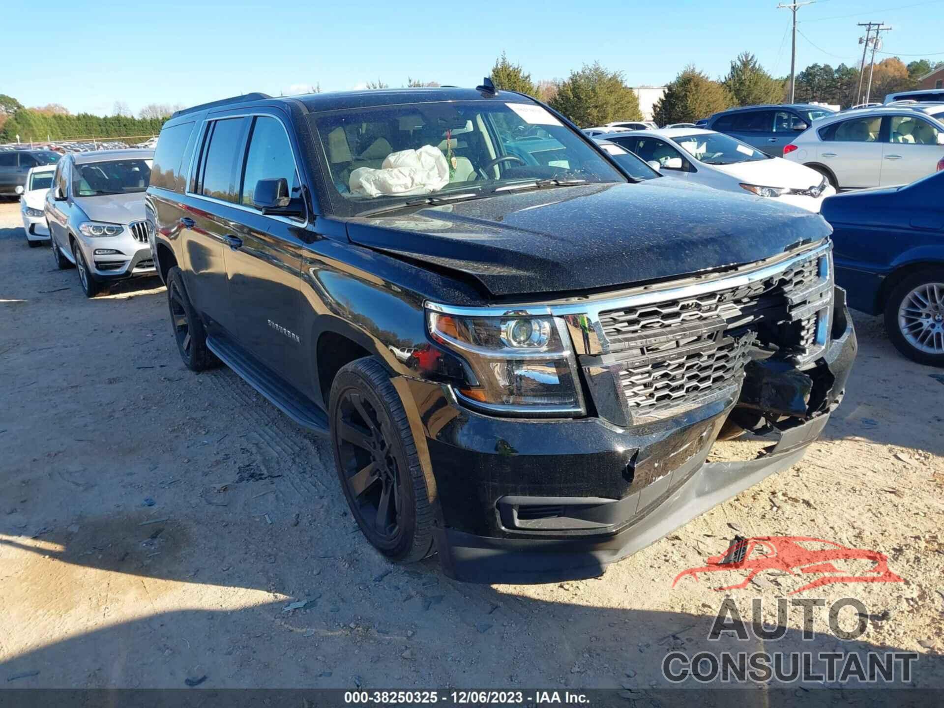 CHEVROLET SUBURBAN 2018 - 1GNSCHKC8JR111552