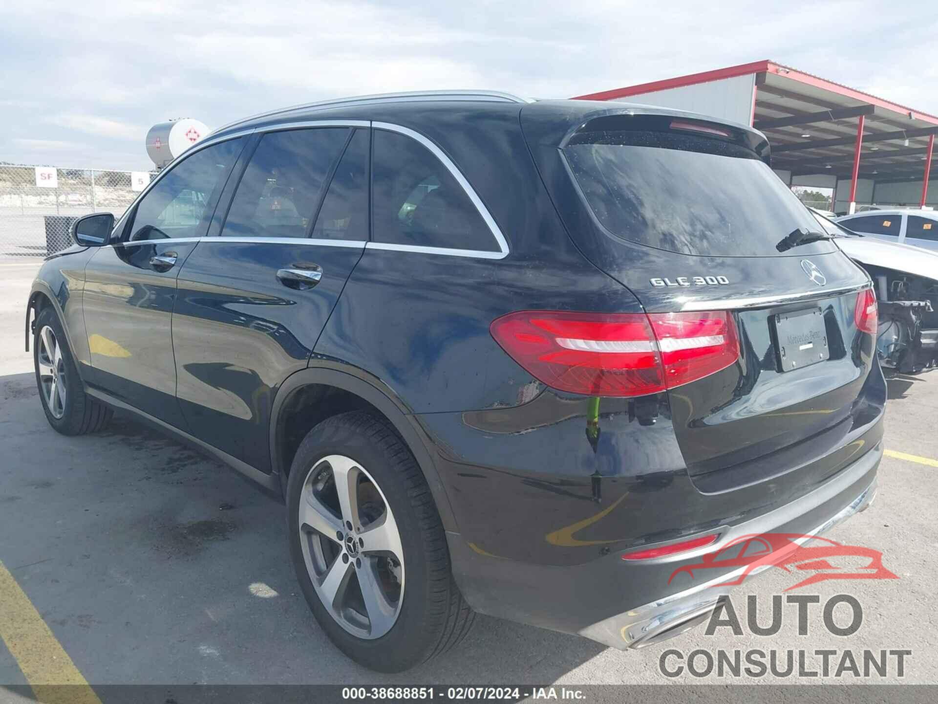 MERCEDES-BENZ GLC 300 2019 - WDC0G4JB2KV159573