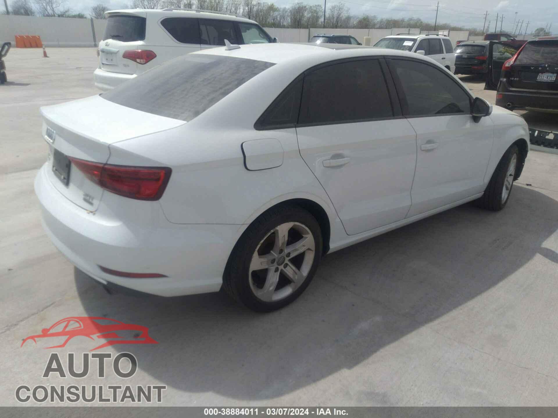 AUDI A3 2017 - WAUB8GFF9H1023799