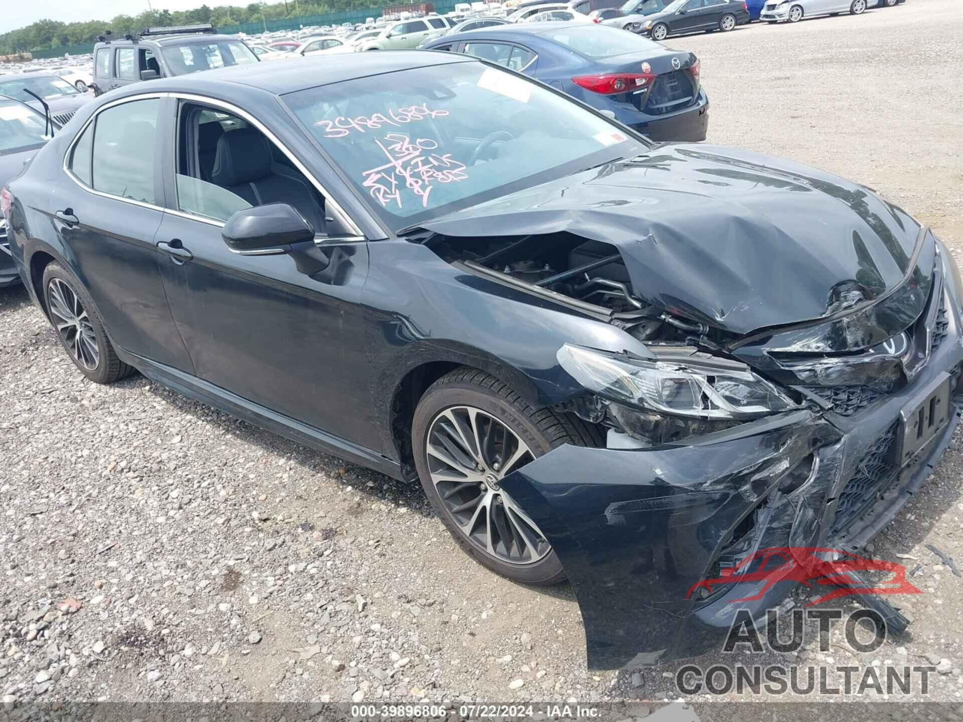 TOYOTA CAMRY 2018 - JTNB11HK5J3047098