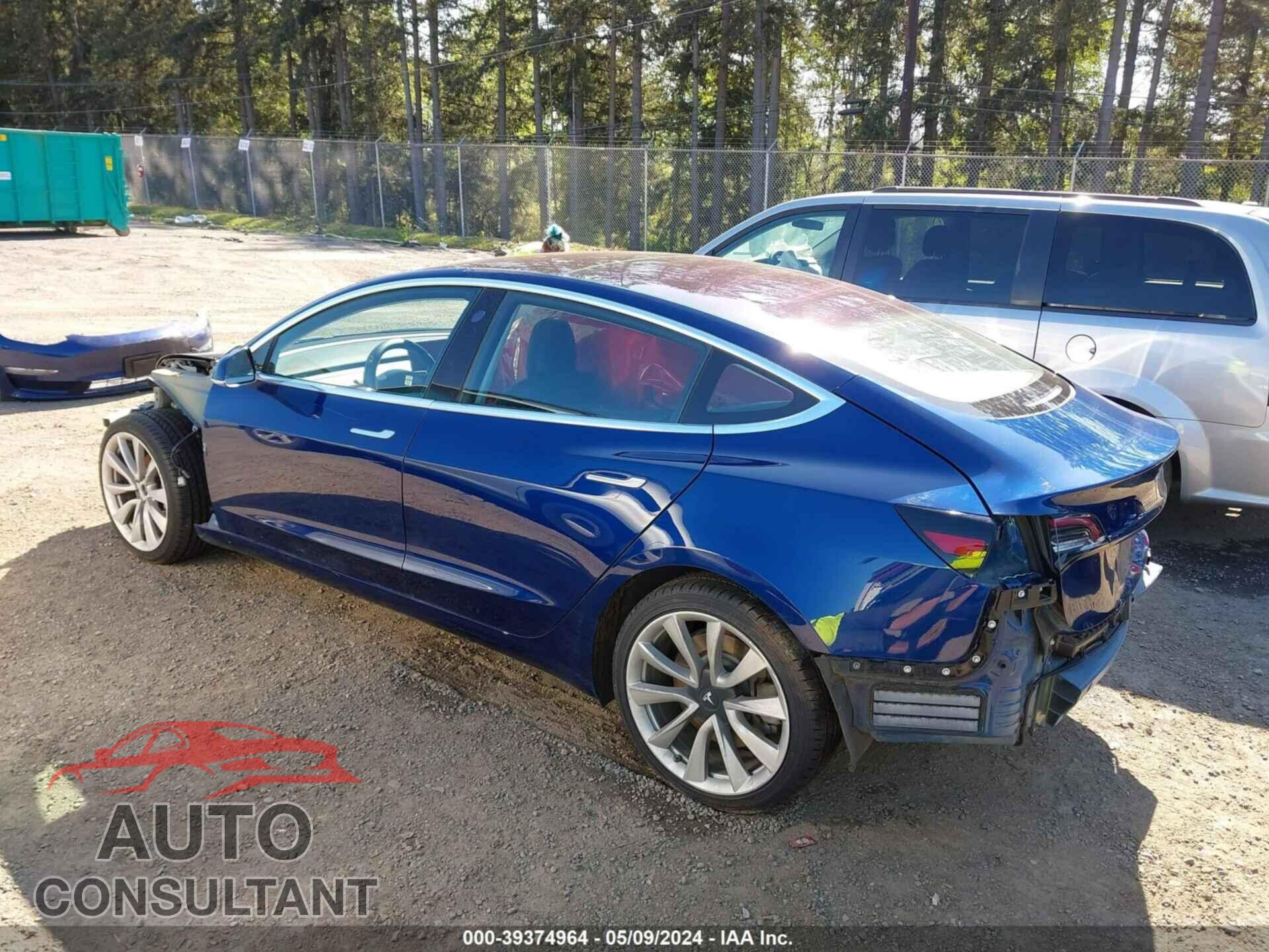 TESLA MODEL 3 2018 - 5YJ3E1EA8JF013703