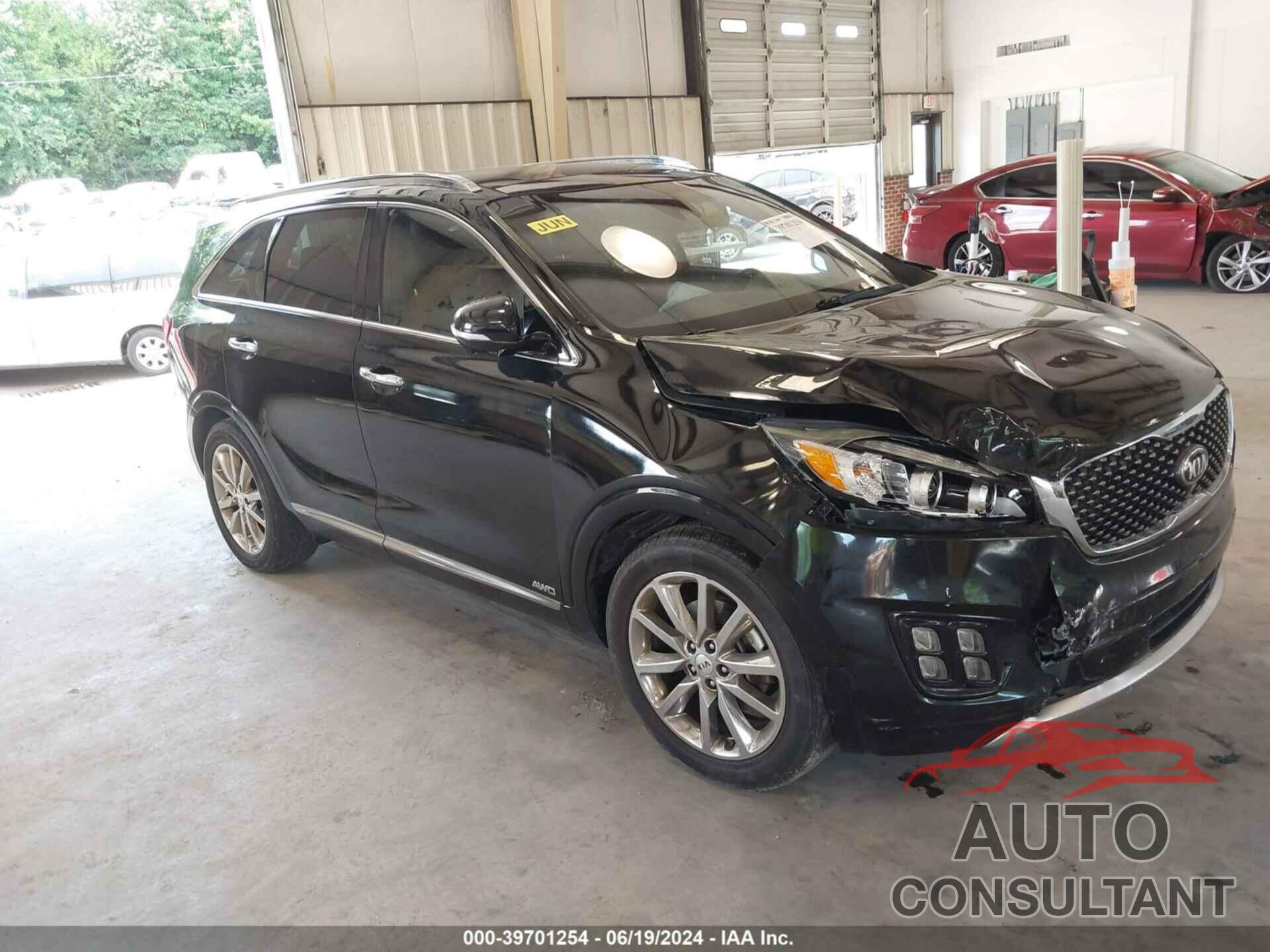 KIA SORENTO 2016 - 5XYPKDA53GG001108