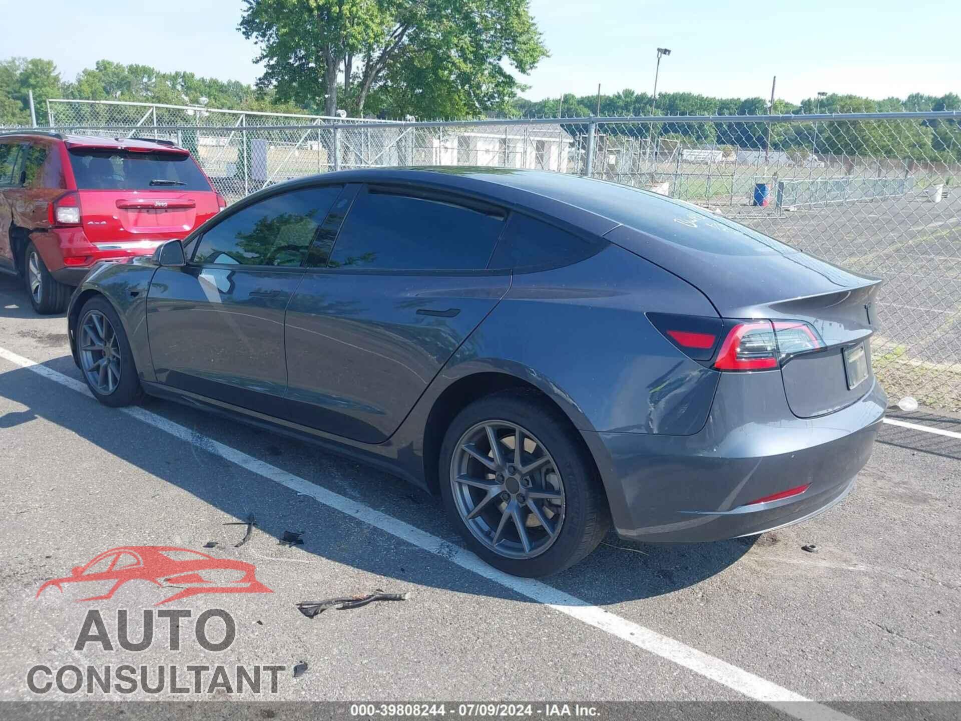TESLA MODEL 3 2023 - 5YJ3E1EBXPF627752