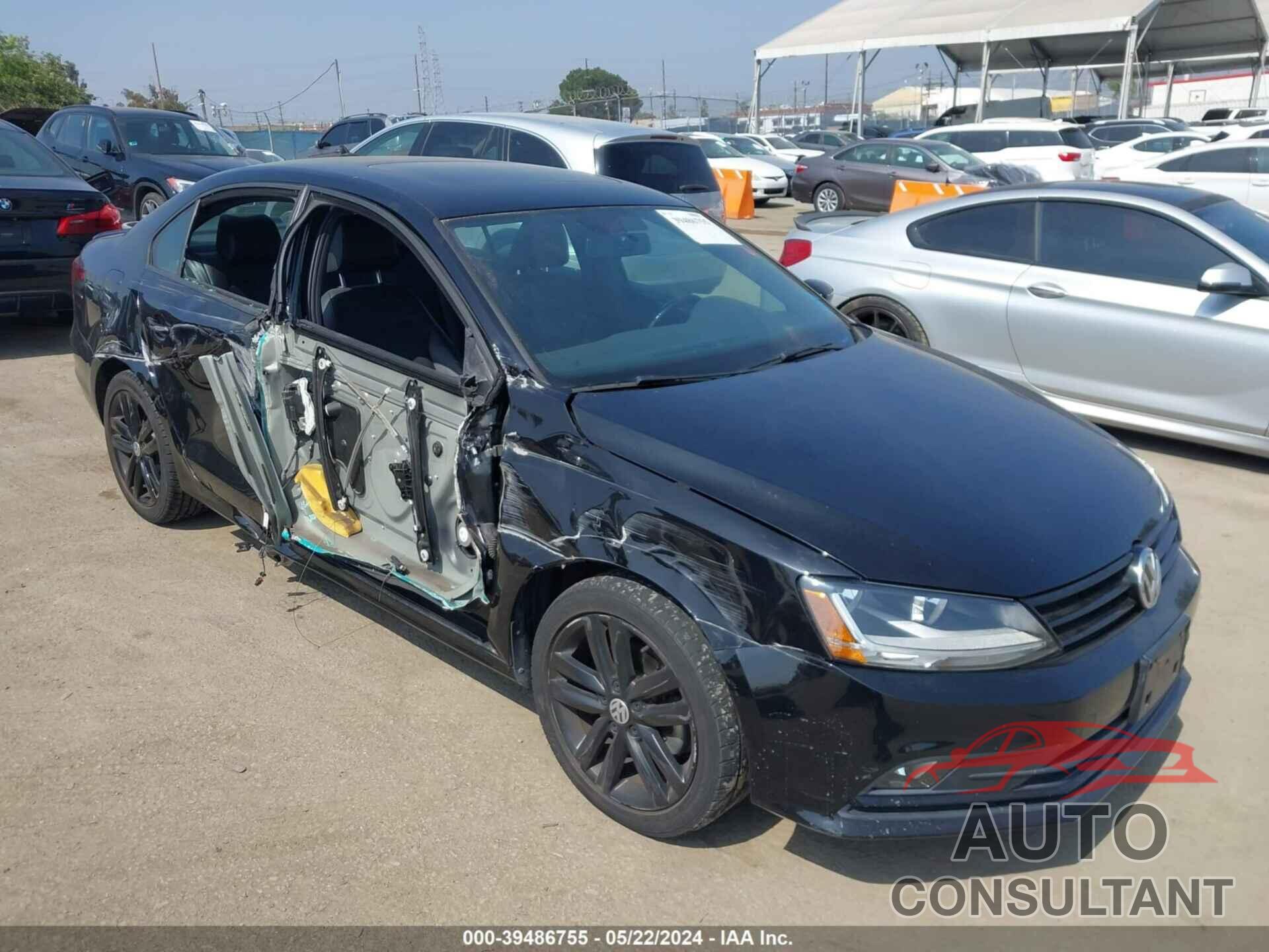 VOLKSWAGEN JETTA 2018 - 3VWD17AJ4JM213480