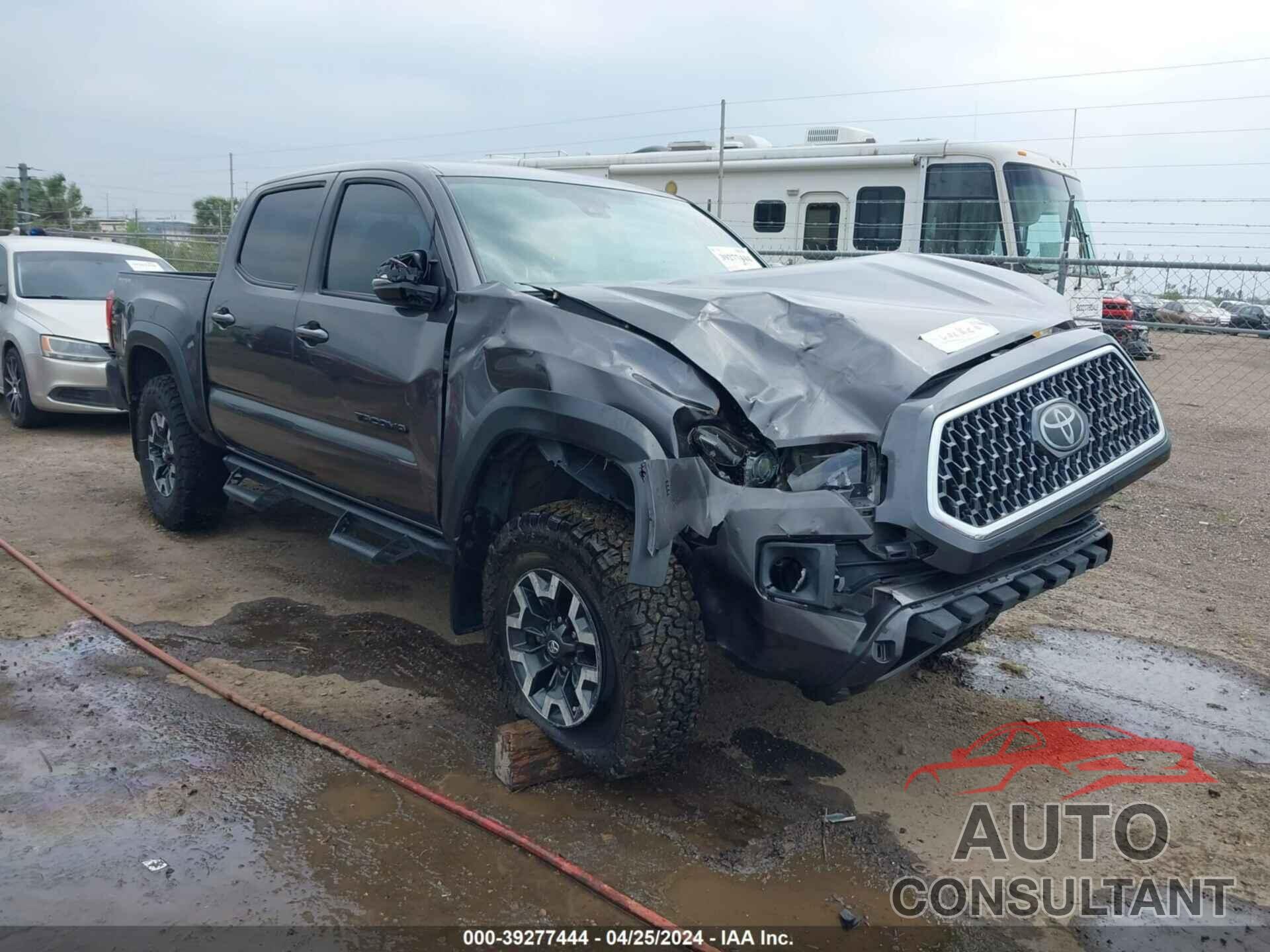 TOYOTA TACOMA 2019 - 5TFCZ5AN7KX196460