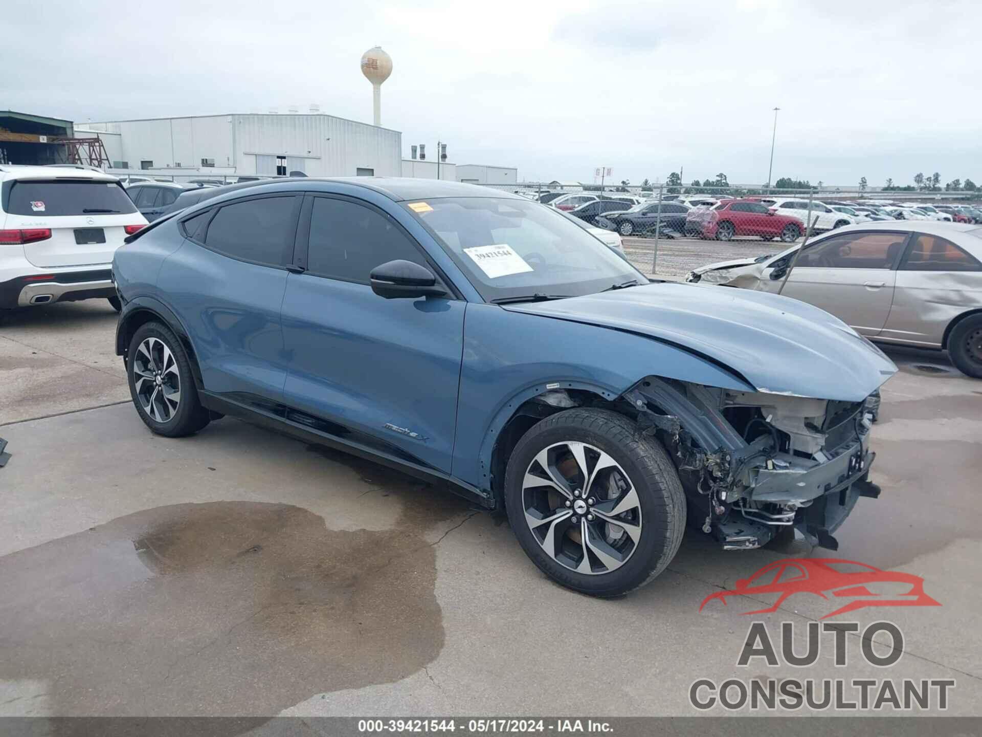 FORD MUSTANG MACH-E 2023 - 3FMTK3R72PMA64455