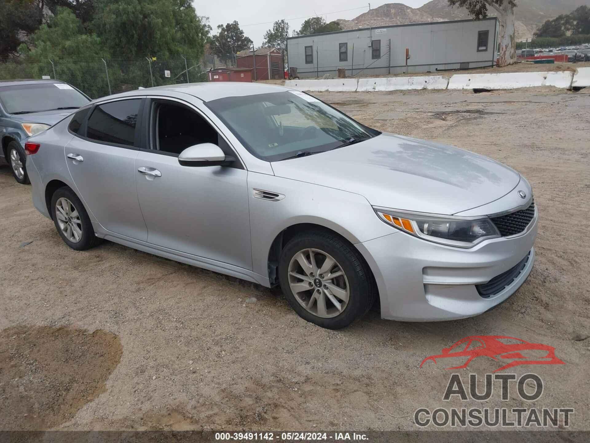 KIA OPTIMA 2018 - 5XXGT4L34JG187536