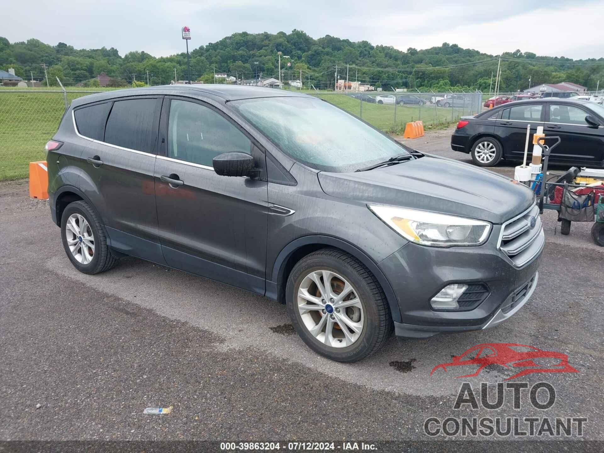 FORD ESCAPE 2017 - 1FMCU0GD7HUA75983