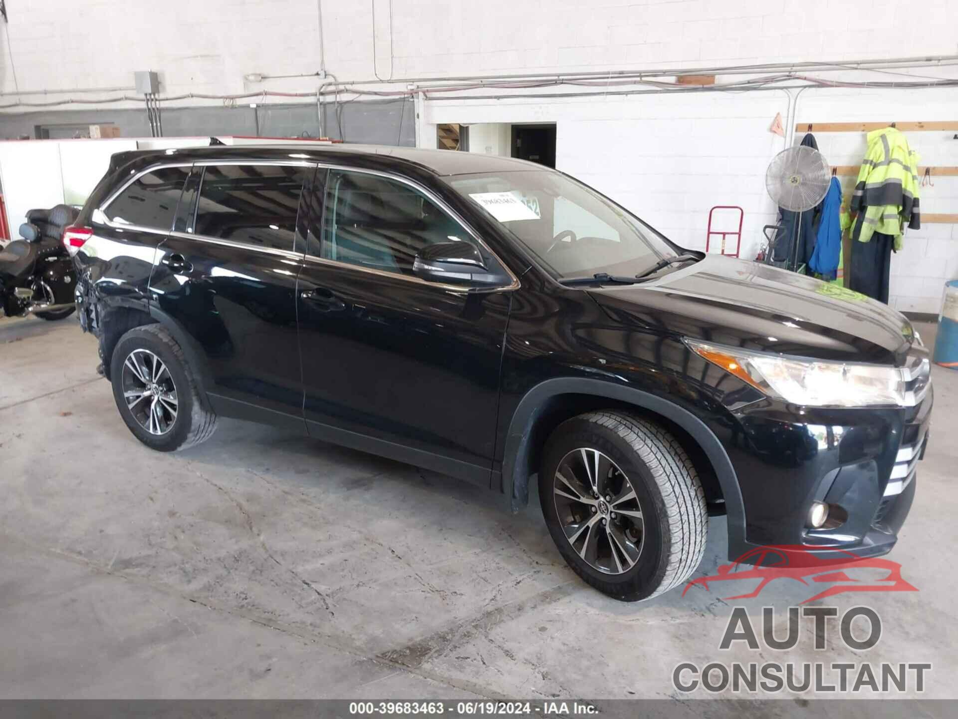 TOYOTA HIGHLANDER 2019 - 5TDBZRFH4KS968750