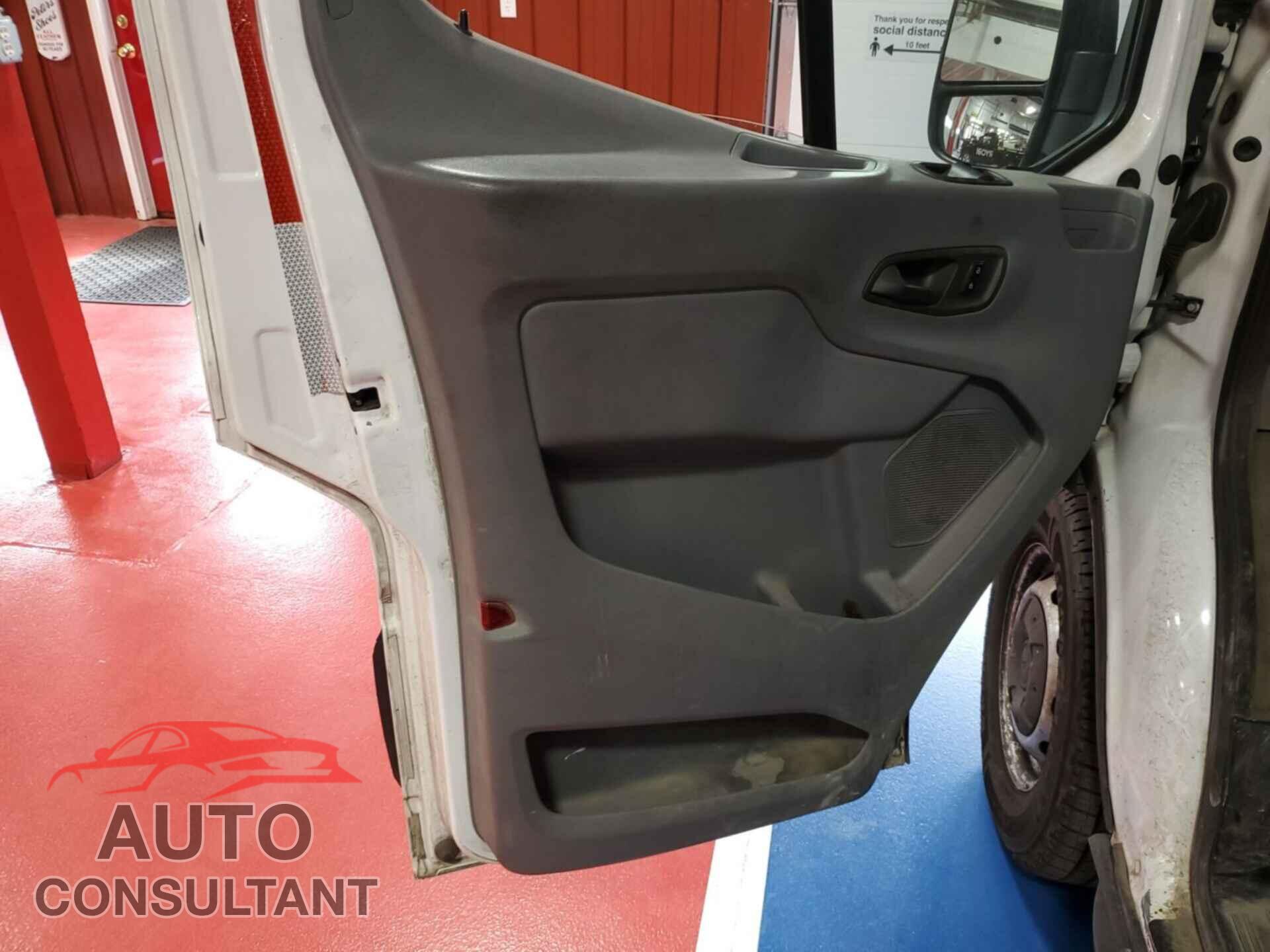 FORD TRANSIT 2018 - 1FTBW2XM6JKB23531