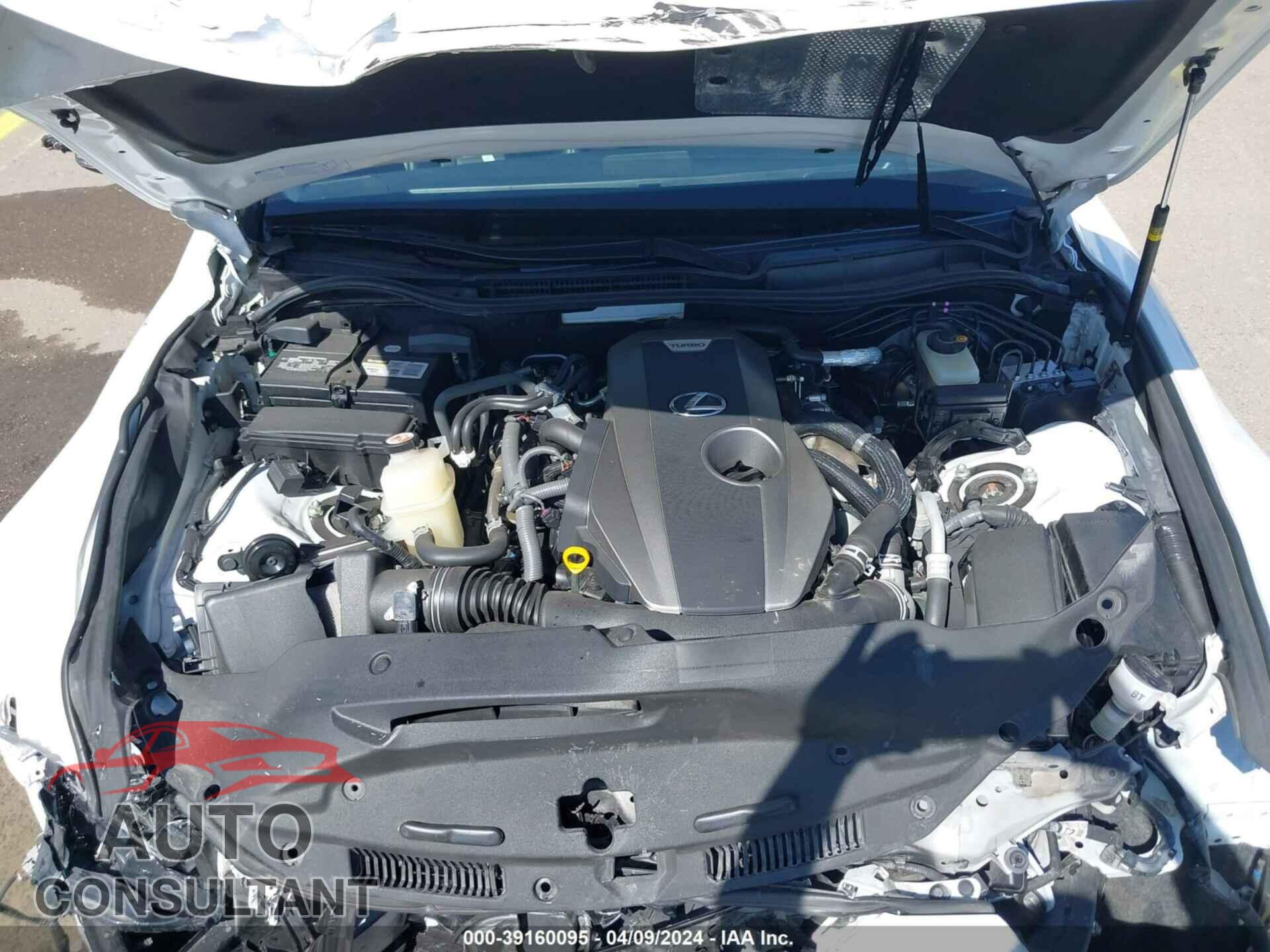 LEXUS IS 2017 - JTHBA1D21H5055903