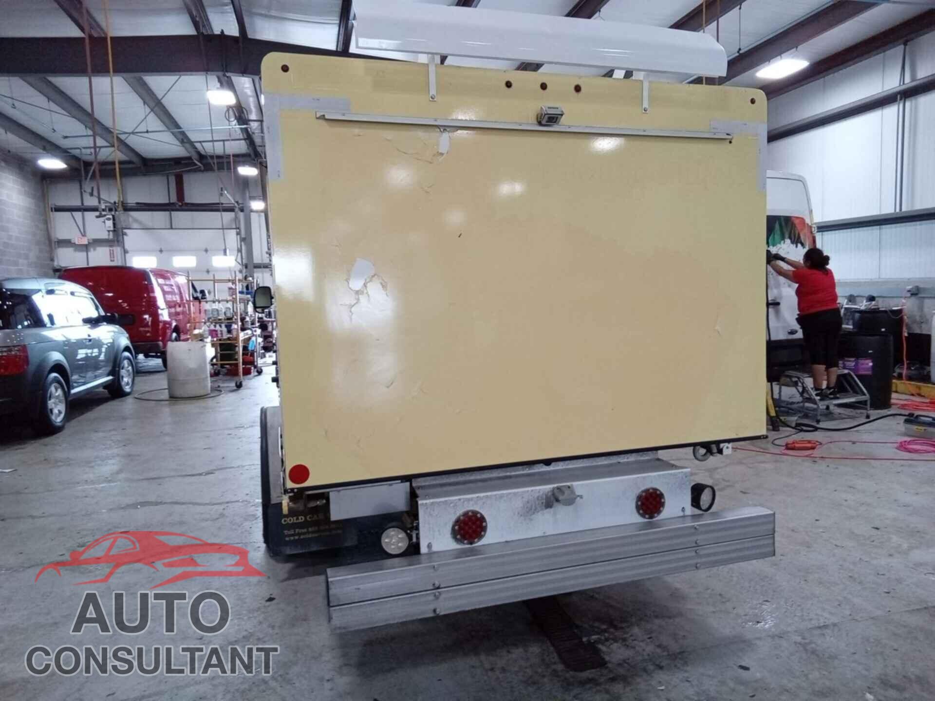 FORD ECONOLINE 2018 - 1FDXE4FS5JDC17470