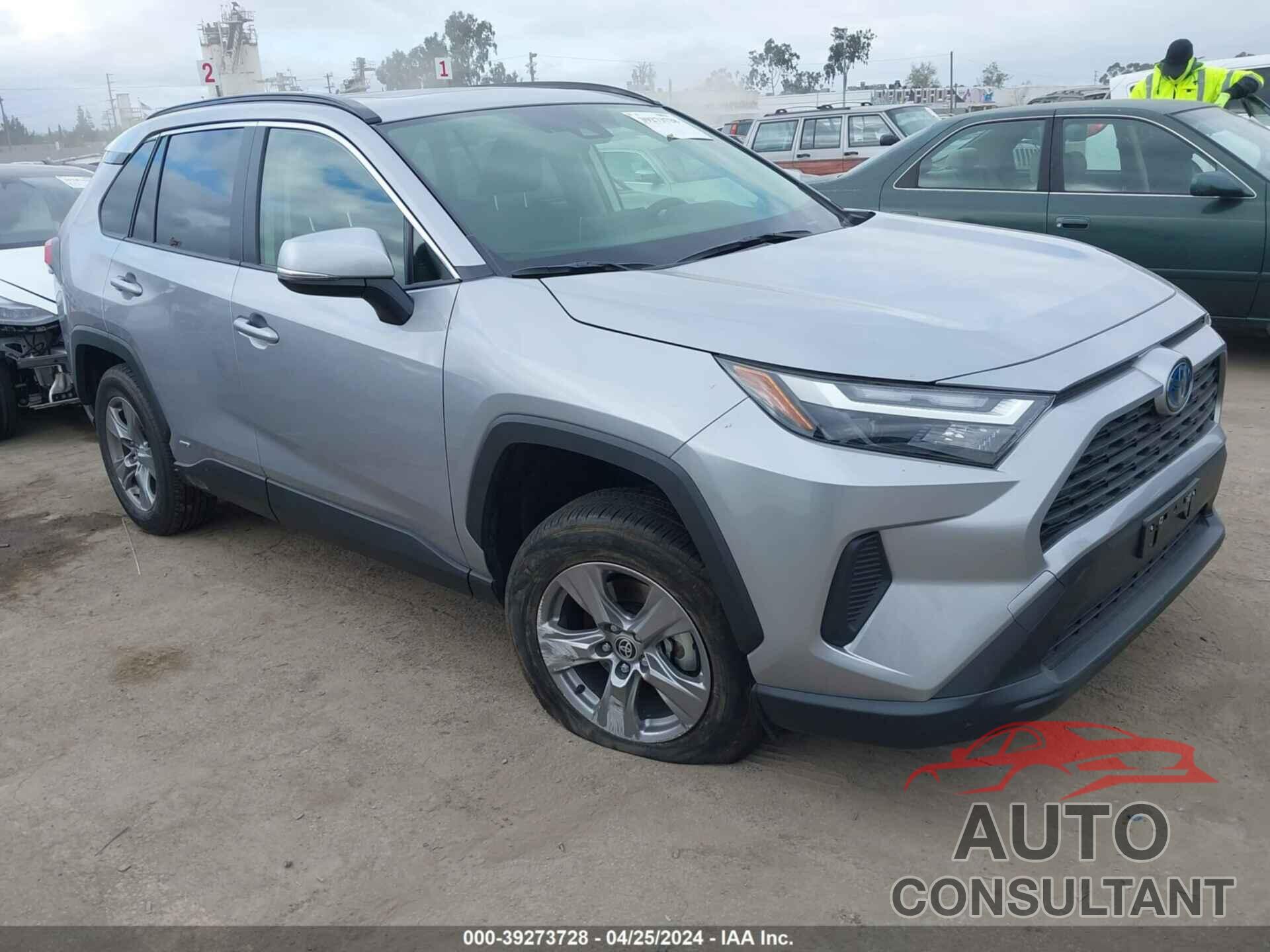 TOYOTA RAV4 2024 - JTMRWRFV0RD215686