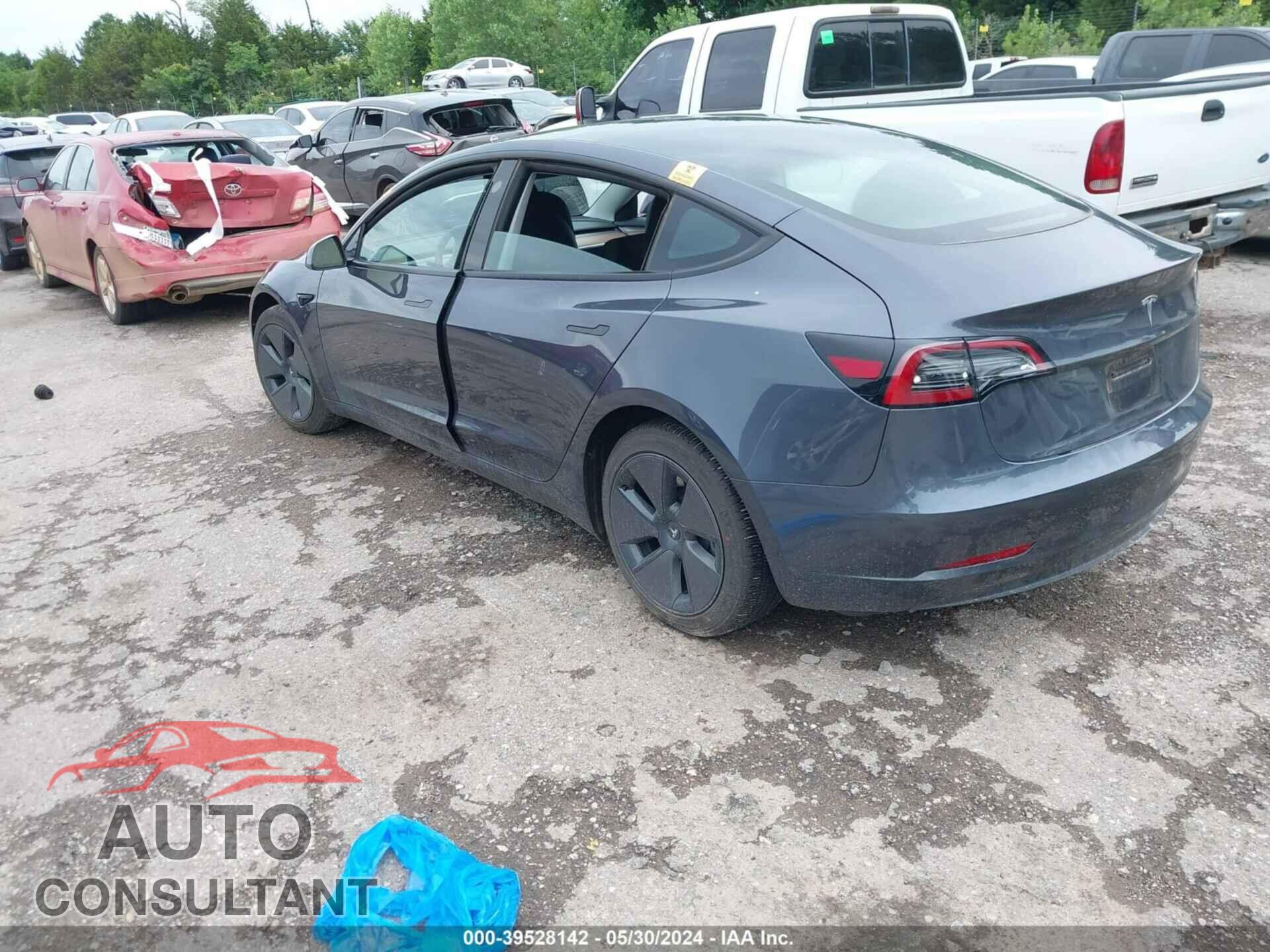 TESLA MODEL 3 2023 - 5YJ3E1EAXPF675842