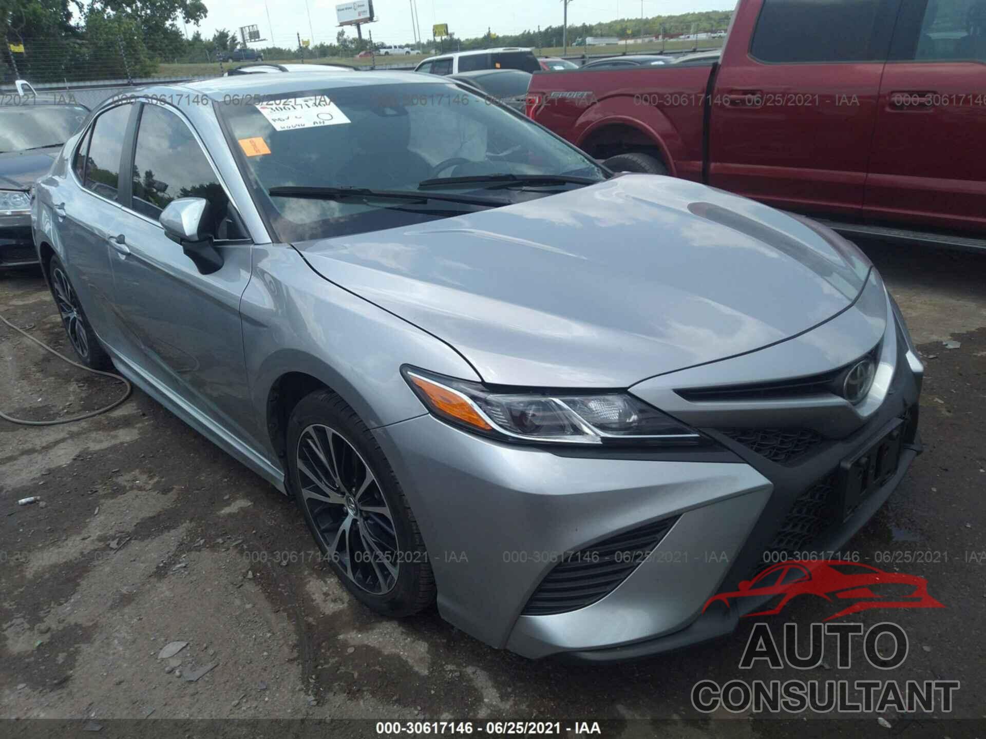 TOYOTA CAMRY 2019 - 4T1B11HKXKU754595