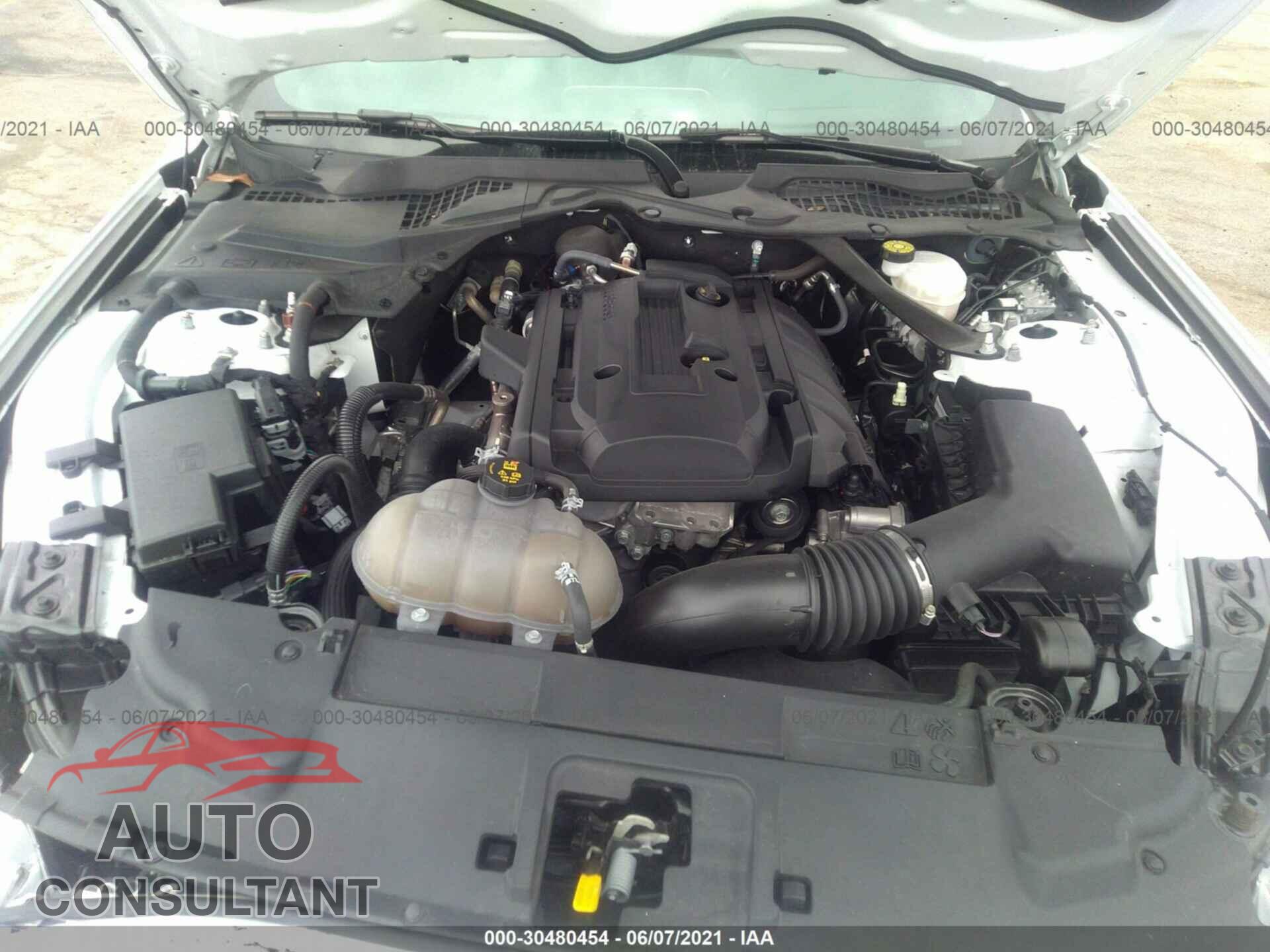 FORD MUSTANG 2020 - 1FATP8UH6L5106604