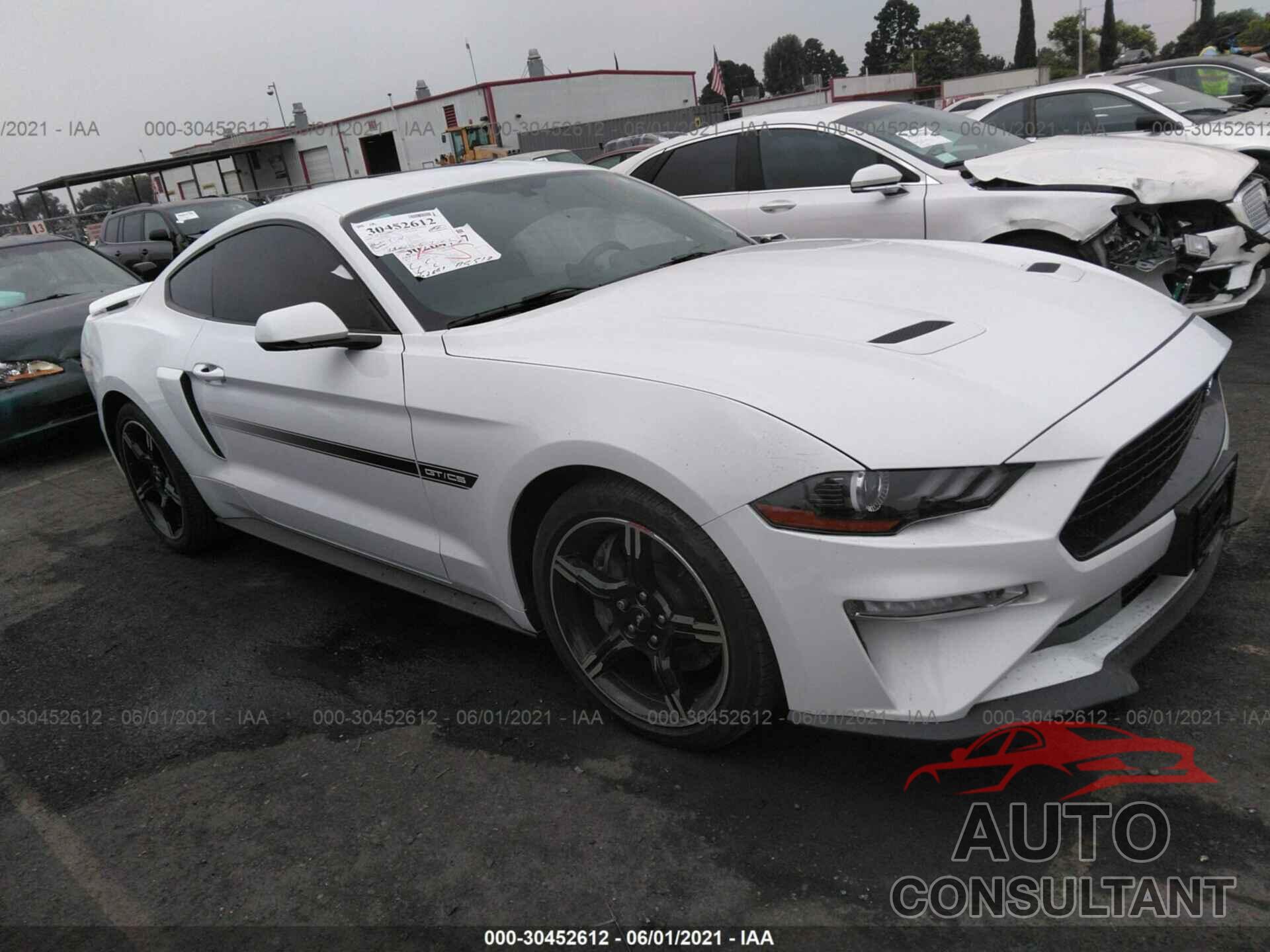 FORD MUSTANG 2019 - 1FA6P8CF8K5124145