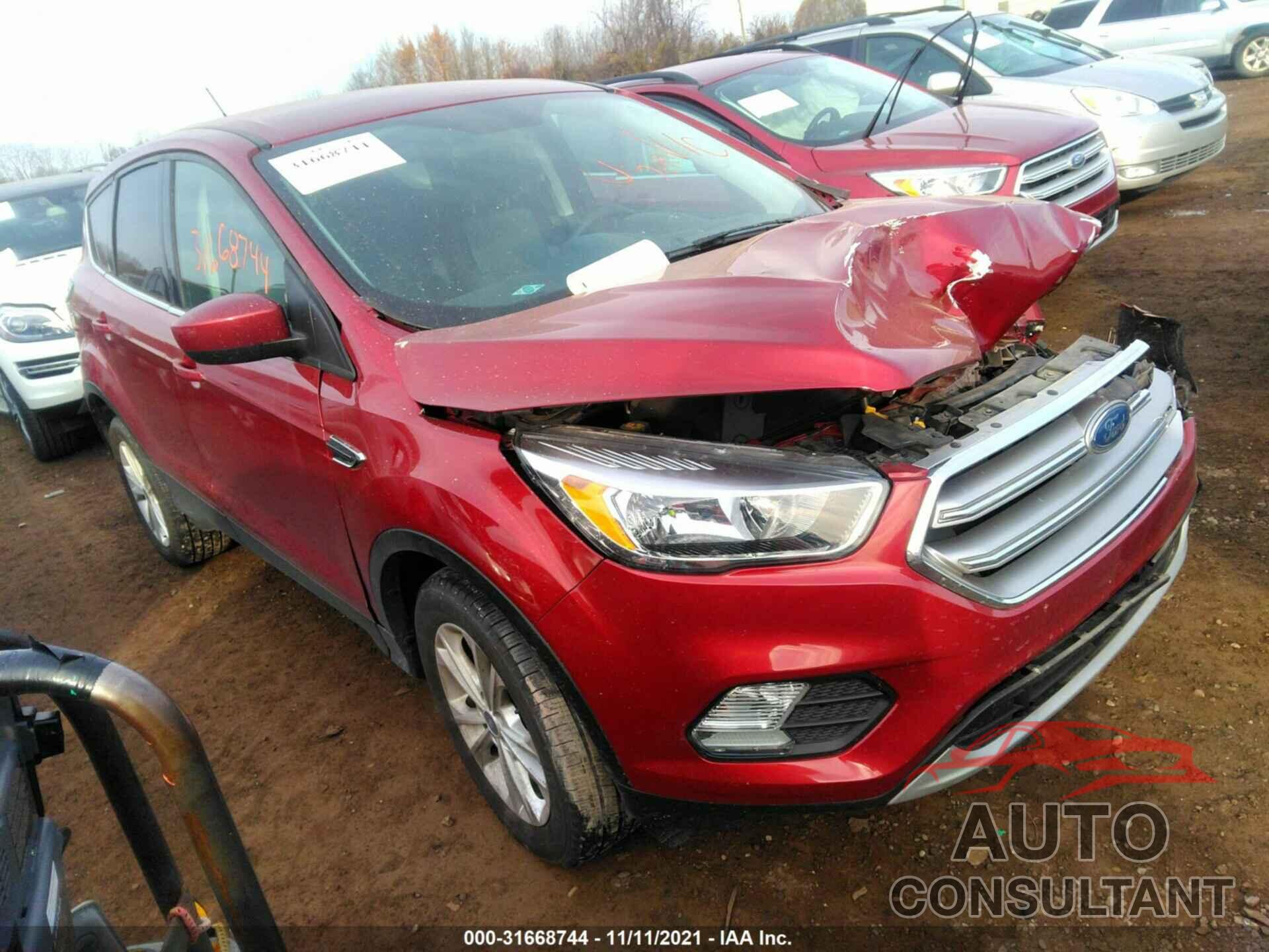 FORD ESCAPE 2017 - 1FMCU9GD2HUB78975