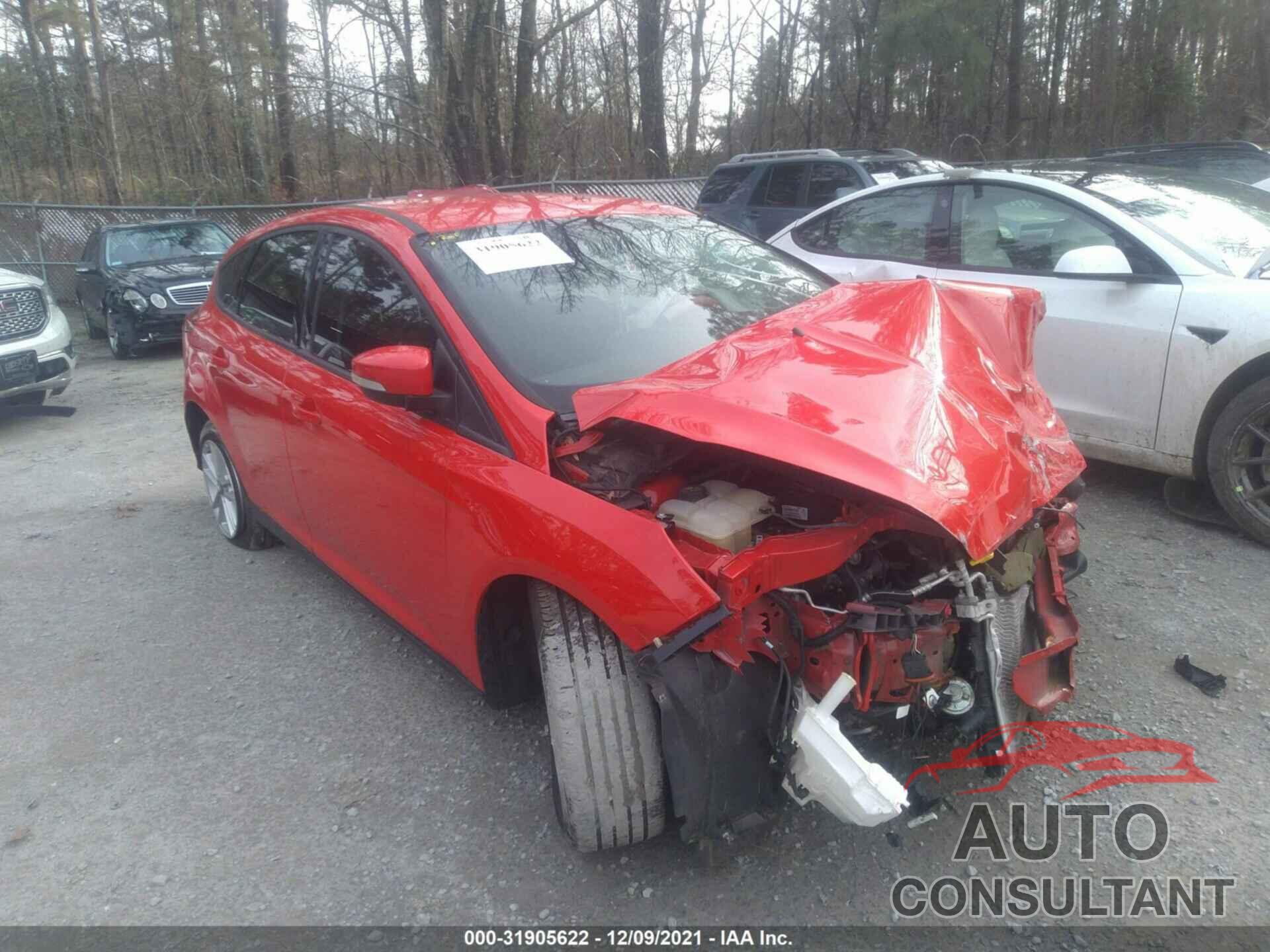 FORD FOCUS 2016 - 1FADP3K21GL327857