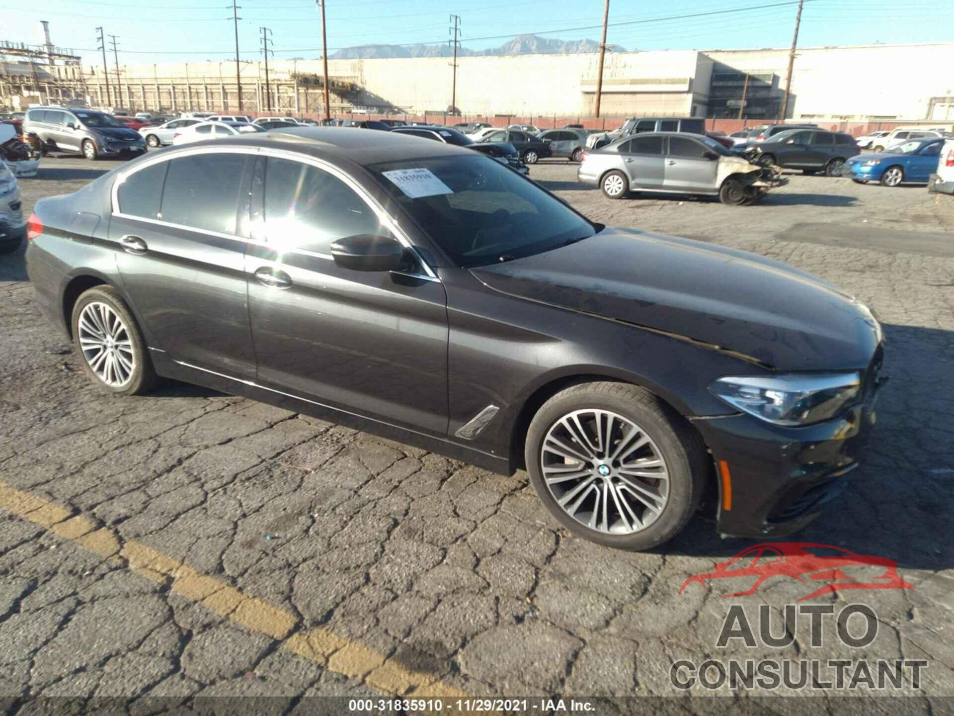 BMW 5 SERIES 2018 - WBAJE5C52JWA93709