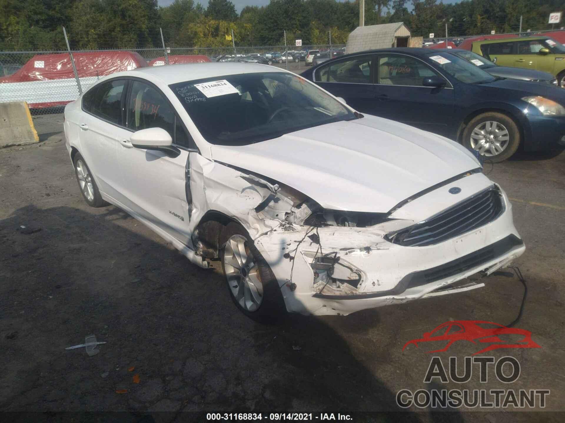 FORD FUSION HYBRID 2019 - 3FA6P0LU5KR117036