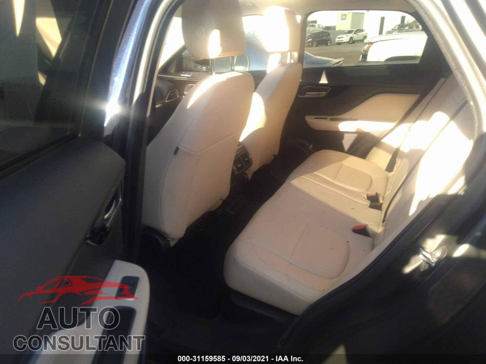 JAGUAR F-PACE 2017 - SADCJ2BV1HA084452