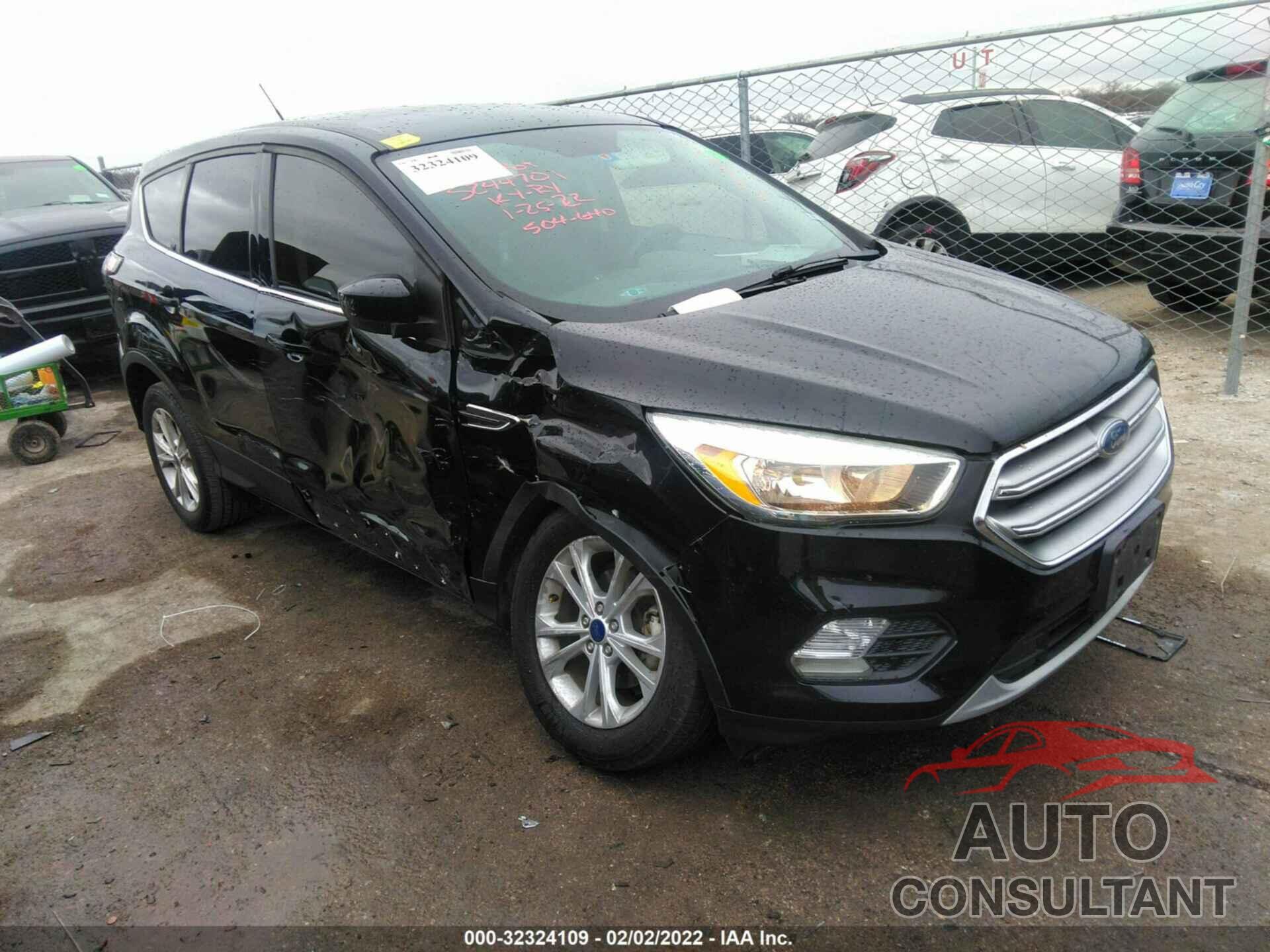 FORD ESCAPE 2017 - 1FMCU0GD9HUA62622