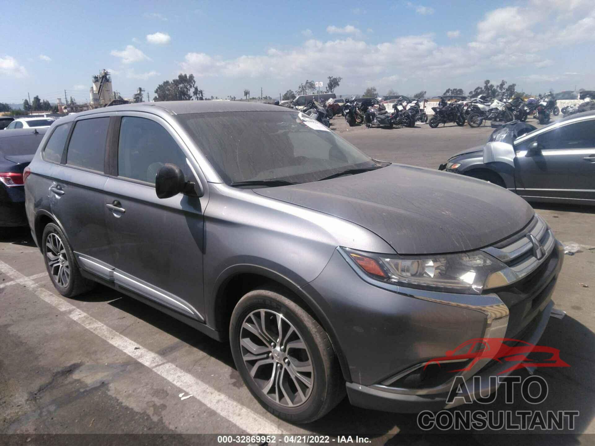 MITSUBISHI OUTLANDER 2018 - JA4AD2A39JJ004504