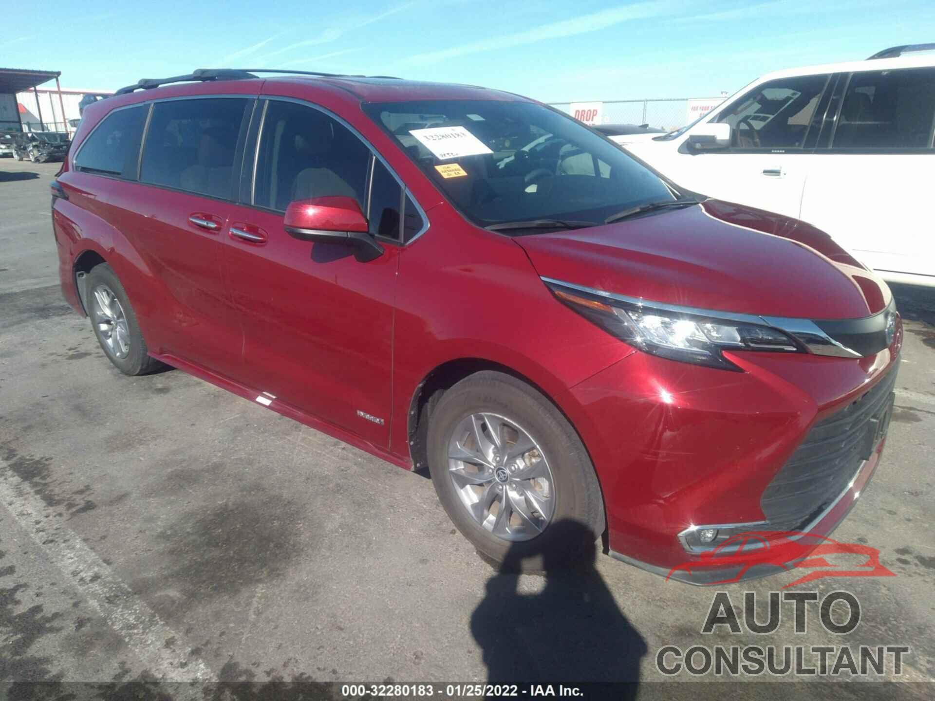 TOYOTA SIENNA 2021 - 5TDYRKEC2MS005839