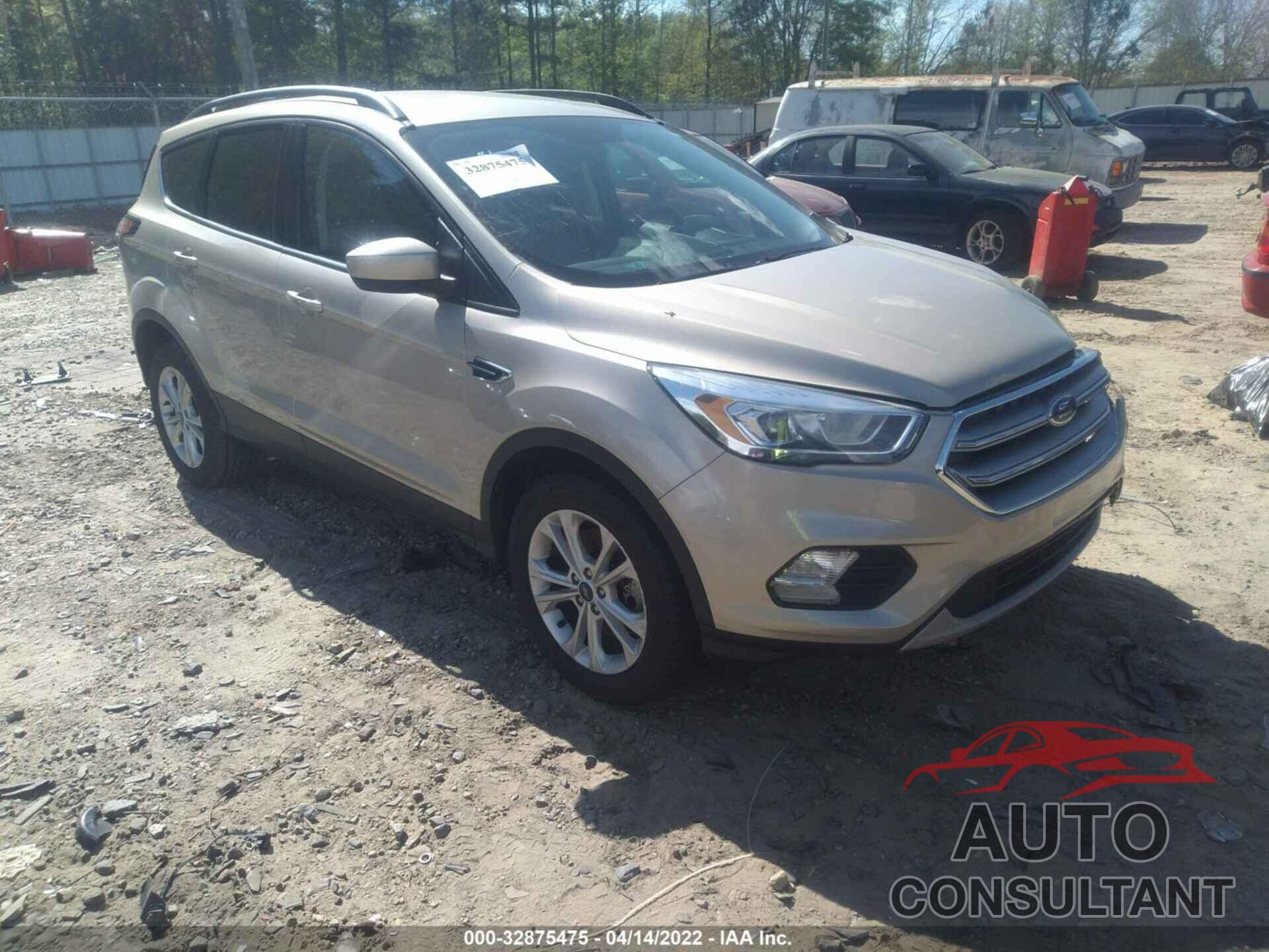FORD ESCAPE 2017 - 1FMCU0G93HUE12516