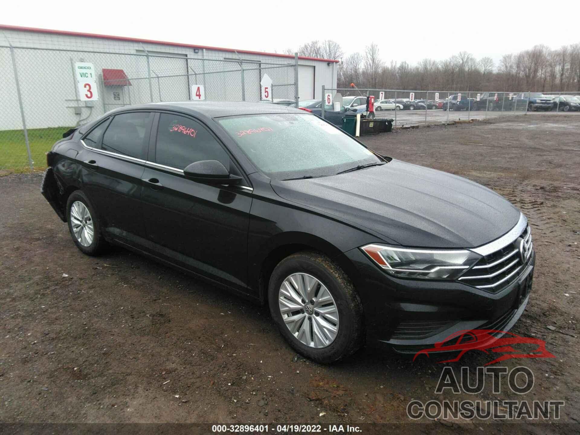 VOLKSWAGEN JETTA 2019 - 3VWC57BU7KM022436