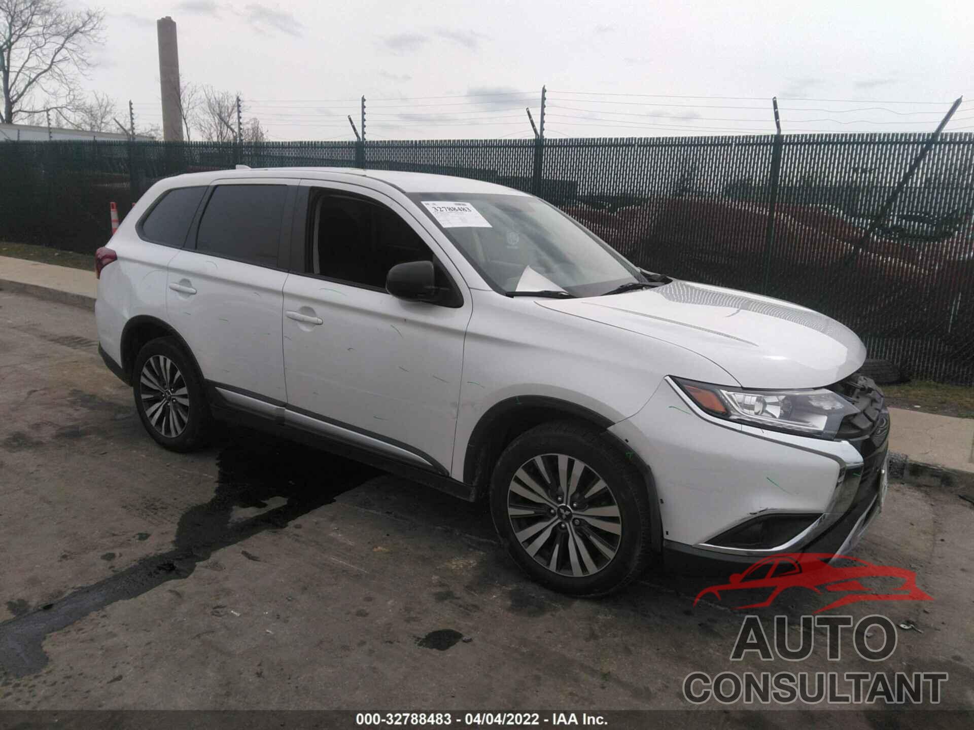MITSUBISHI OUTLANDER 2019 - JA4AD2A32KZ004167