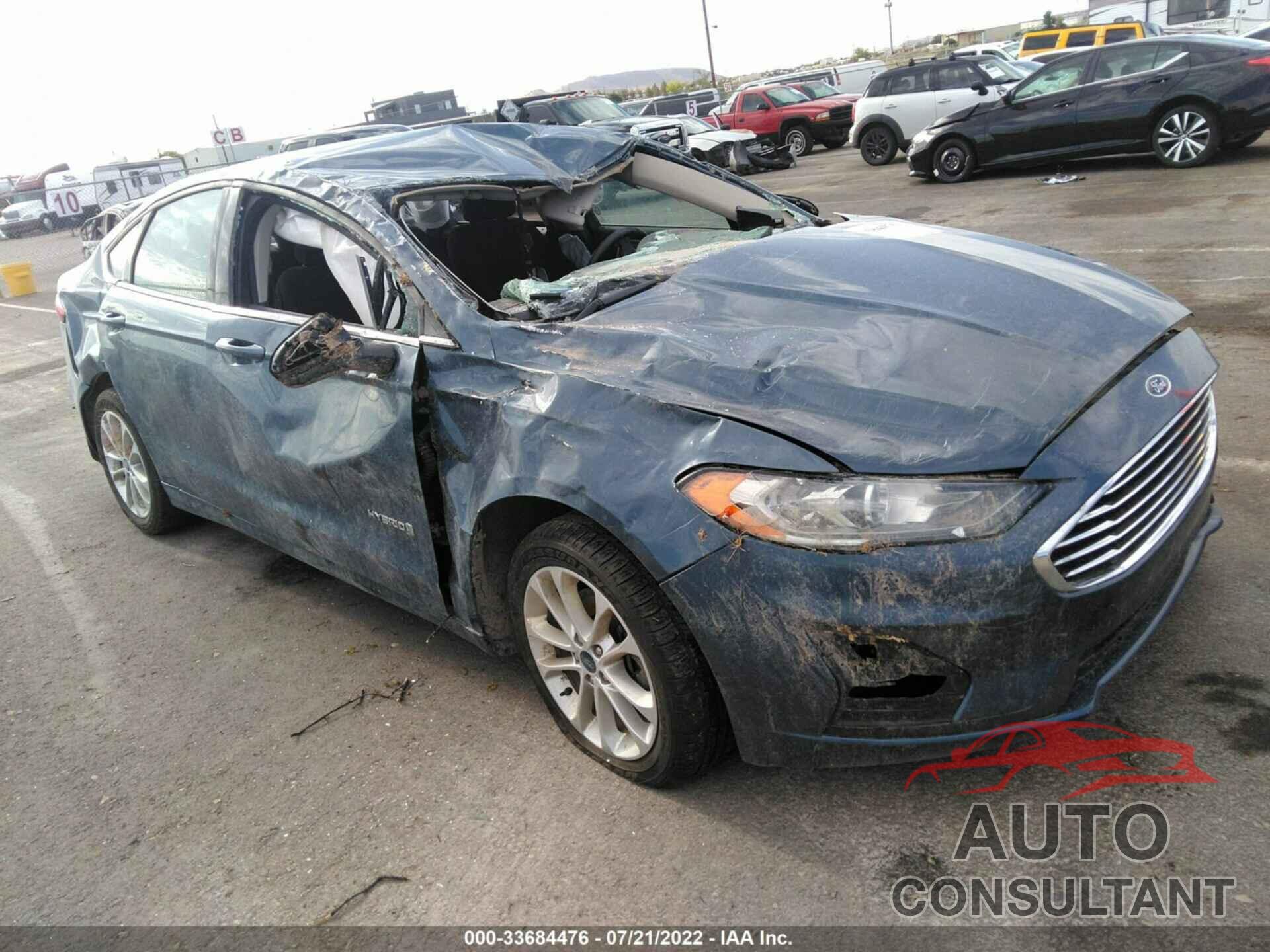 FORD FUSION HYBRID 2019 - 3FA6P0LU3KR165635