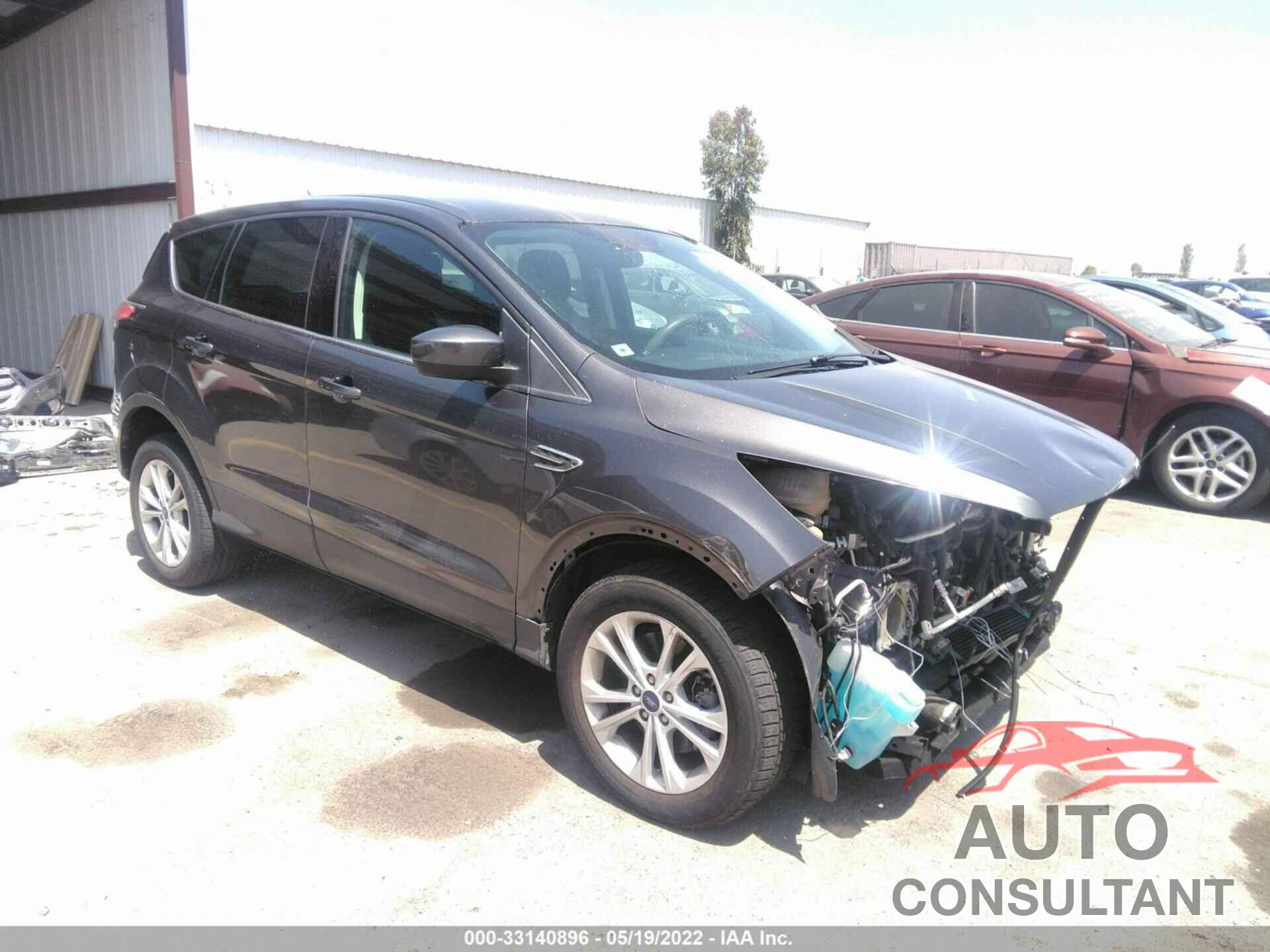 FORD ESCAPE 2017 - 1FMCU0G96HUA63481