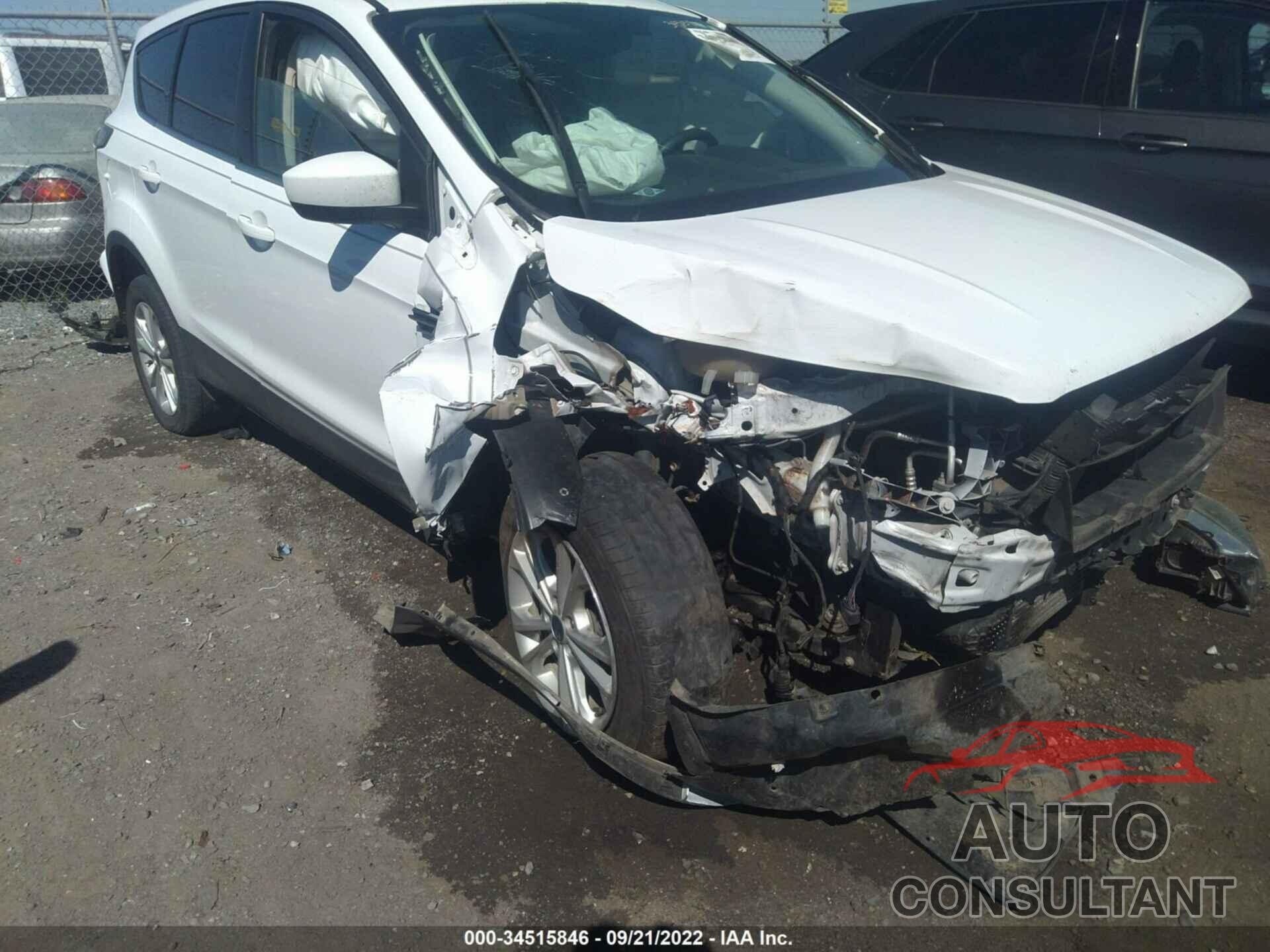 FORD ESCAPE 2017 - 1FMCU0G94HUB46732