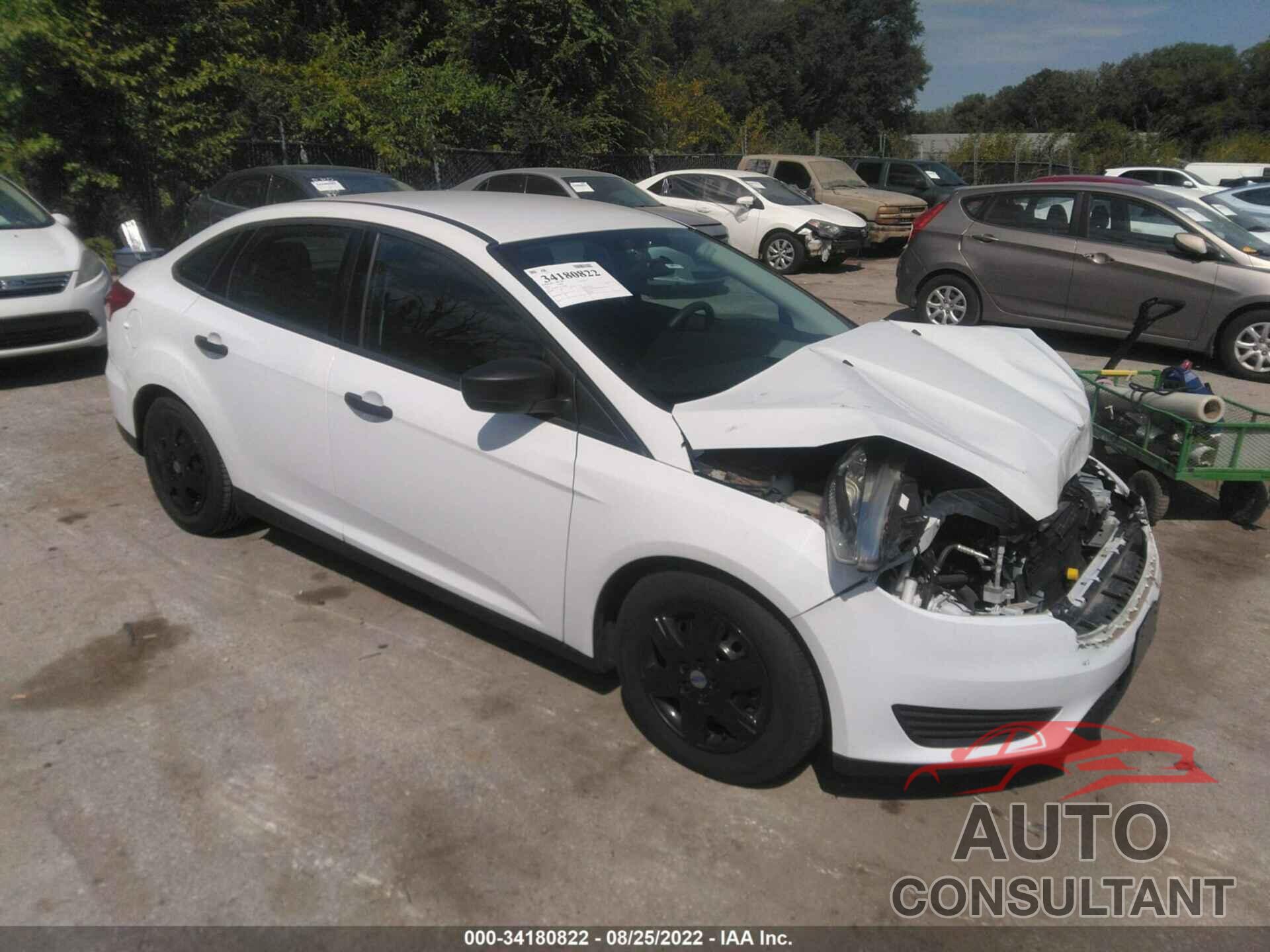 FORD FOCUS 2016 - 1FADP3E22GL335848