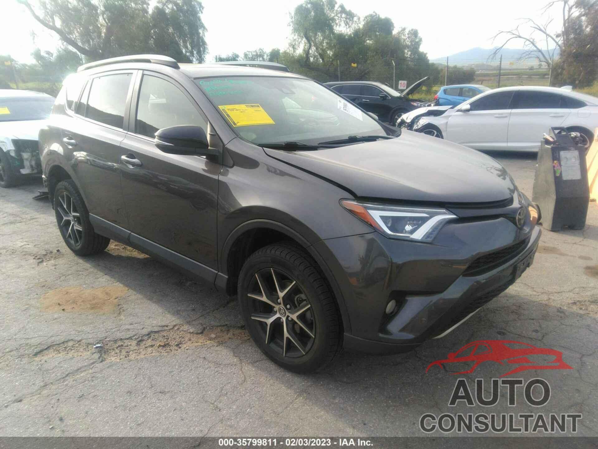TOYOTA RAV4 2018 - JTMNFREV9JJ163349