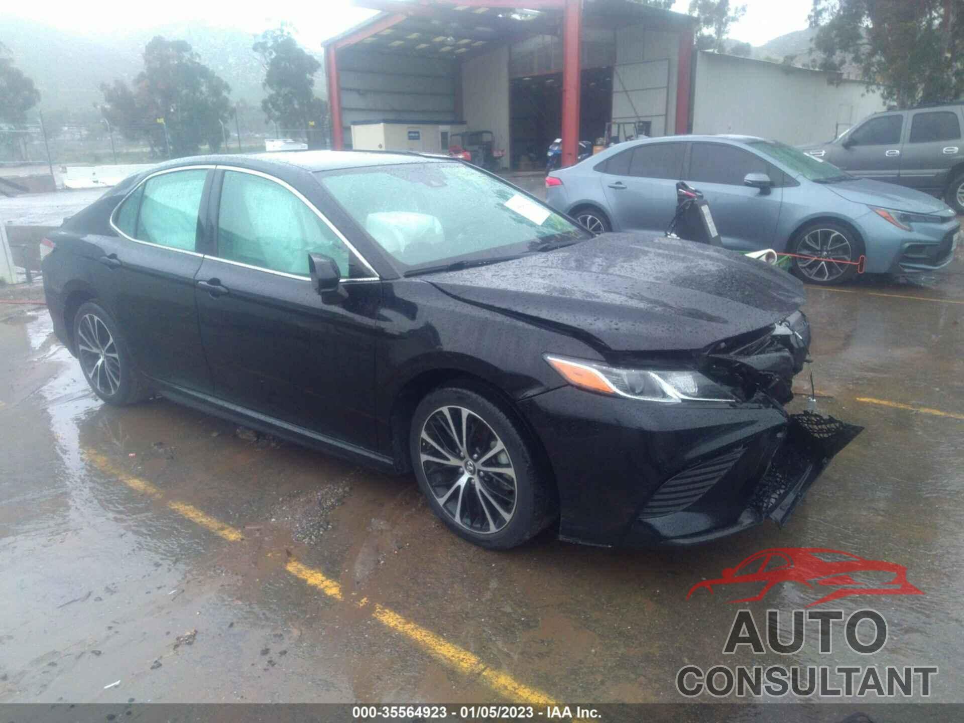 TOYOTA CAMRY 2019 - 4T1B11HK2KU713670