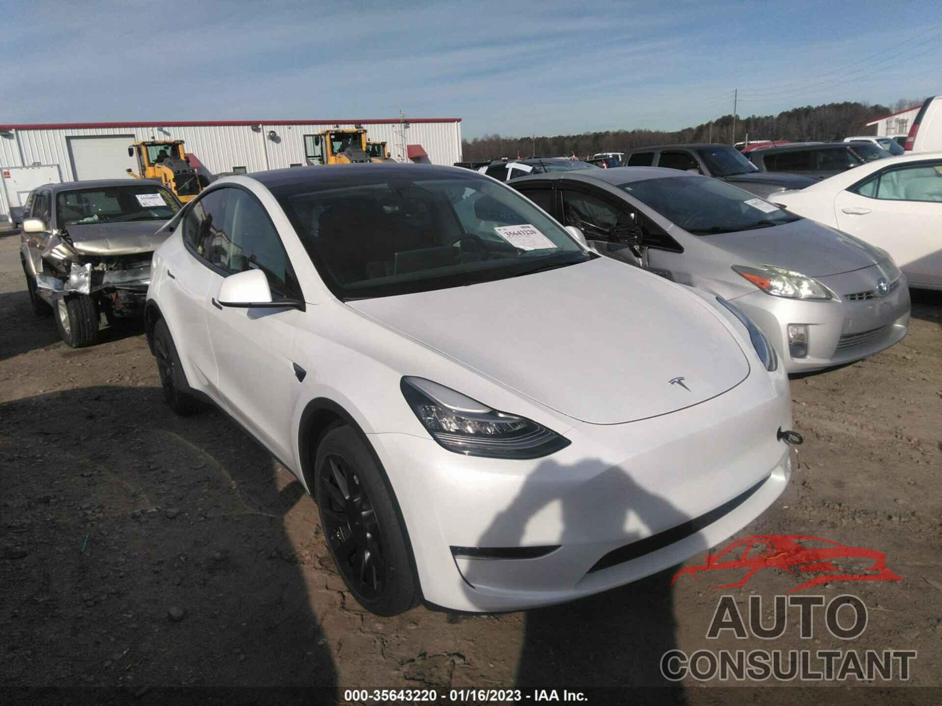 TESLA MODEL Y 2022 - 7SAYGDEE7NA014500