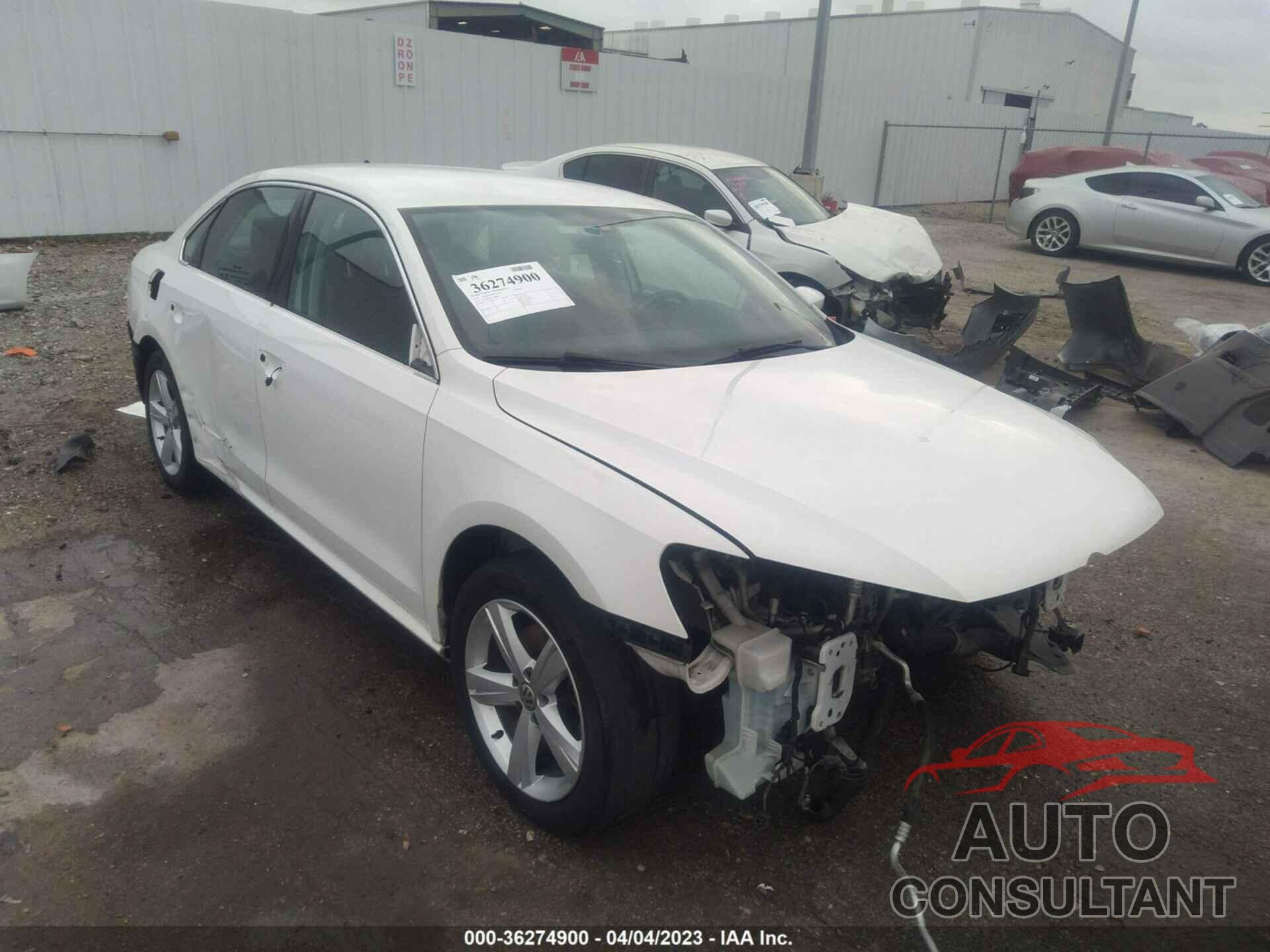 VOLKSWAGEN PASSAT 2015 - 1VWAS7A32FC086724