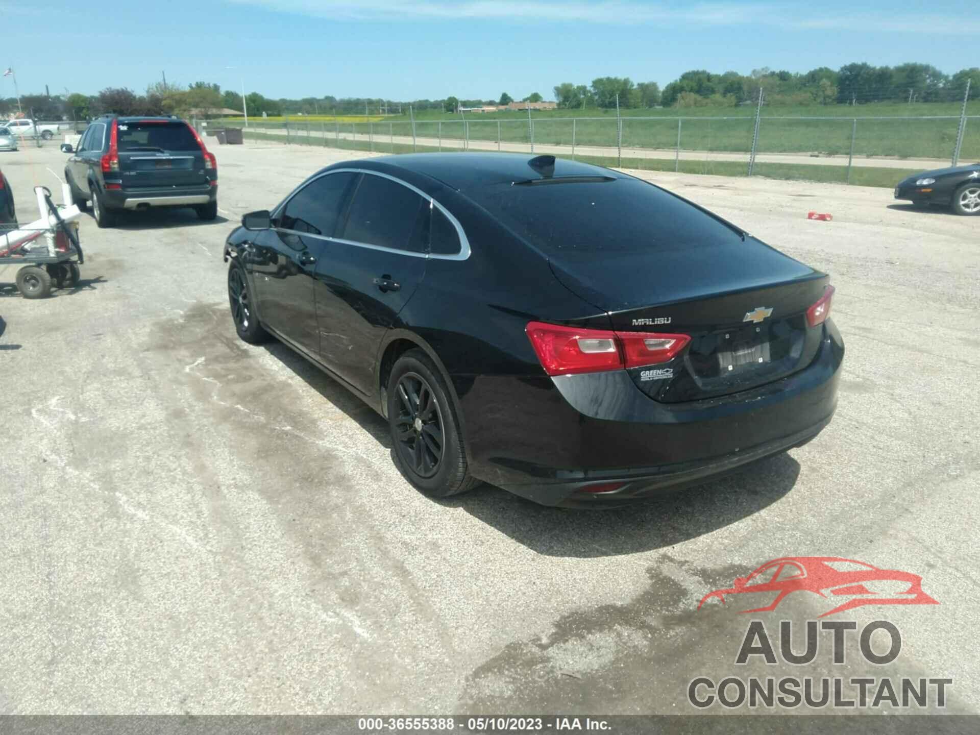 CHEVROLET MALIBU 2017 - 1G1ZE5ST9HF194462